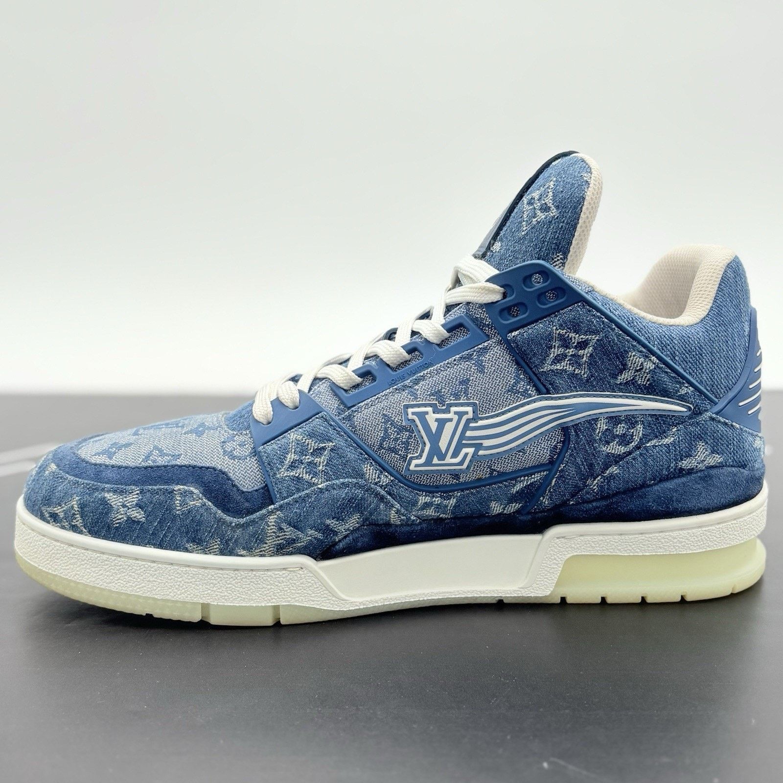 Louis Vuitton Louis Vuitton Denim Mid Trainer ' Blue ' | SUPER CLEAN! Size US 10 / EU 43 - 4 Thumbnail