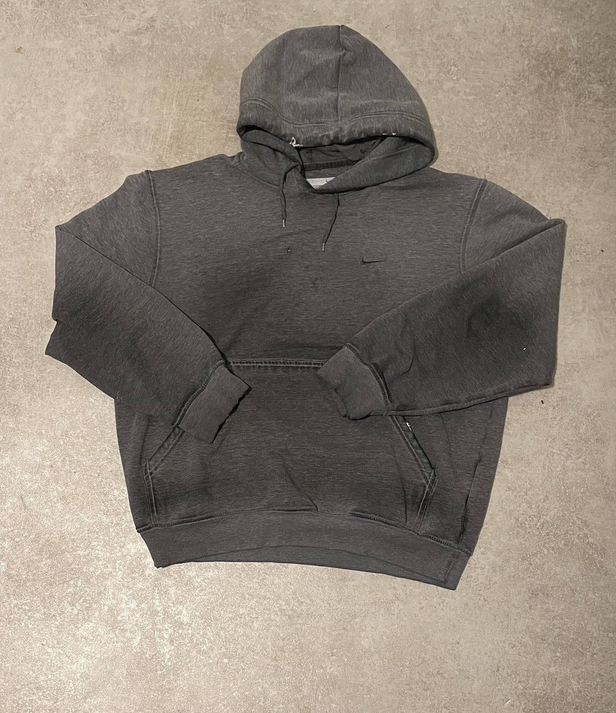 Nike Men’s Early 2000’s Nike “Faded Basic” Hoodie (Sz.M) Size US M / EU 48-50 / 2 - 1 Thumbnail