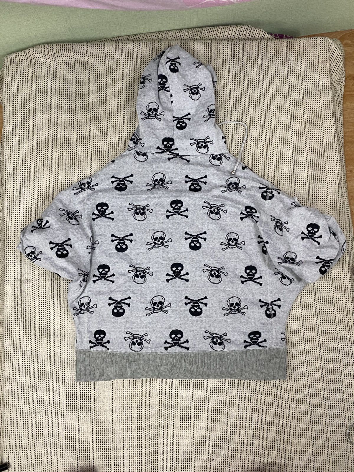 Japanese Brand Grey Skull Print Short Sleeve Hoodie very rare Size US M / EU 48-50 / 2 - 6 Thumbnail