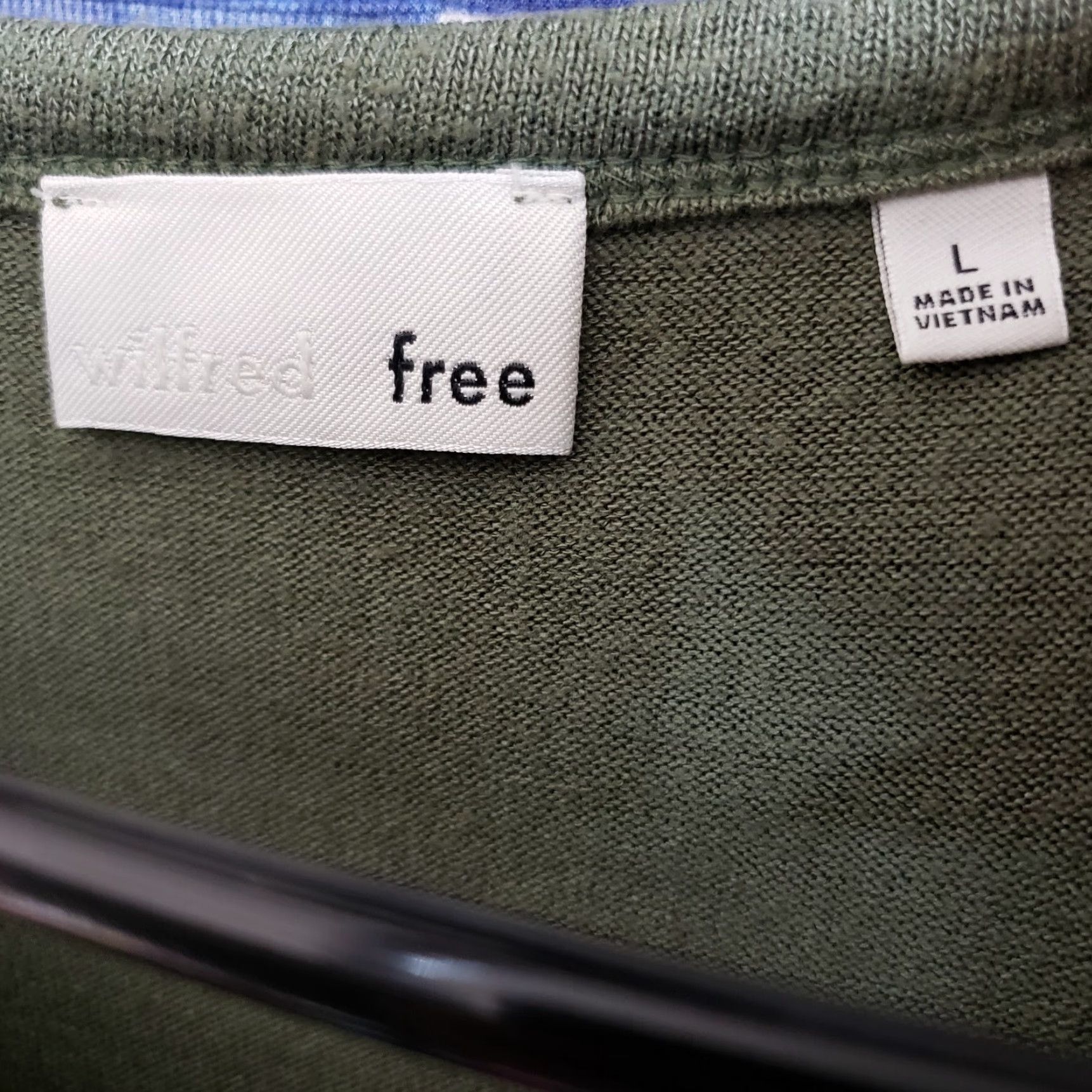 Vintage Wilfred Free Womens Knit Top Sz Large Green Short Sleeve Rayon Blend Shirt Adult Large Green Knit Wilfred Free Womens T-Shirt 90s? Size L / US 10 / IT 46 - 5 Thumbnail