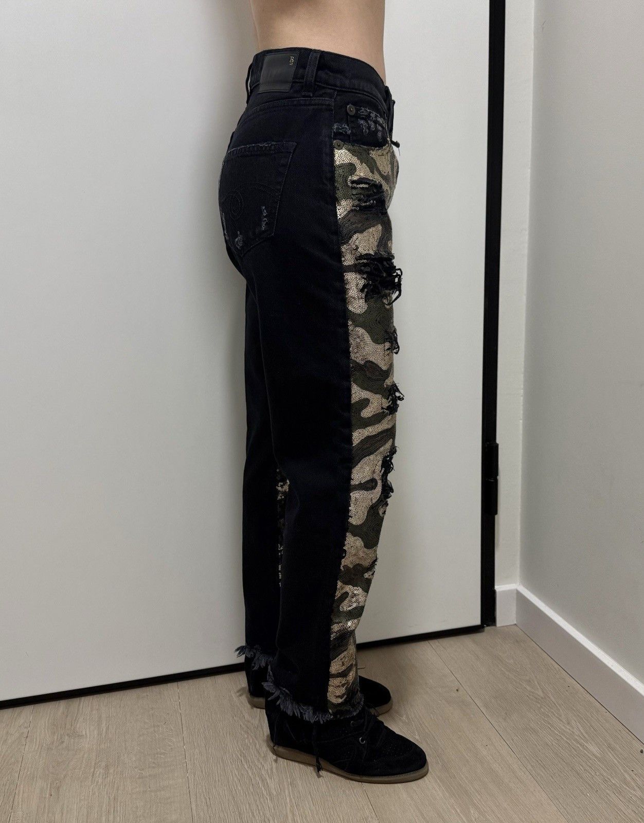 R13 R13 Universe Appean Moana Sequin Denim Camo Boyfriend Jeans Size 25" / US 0 / IT 36 - 4 Thumbnail