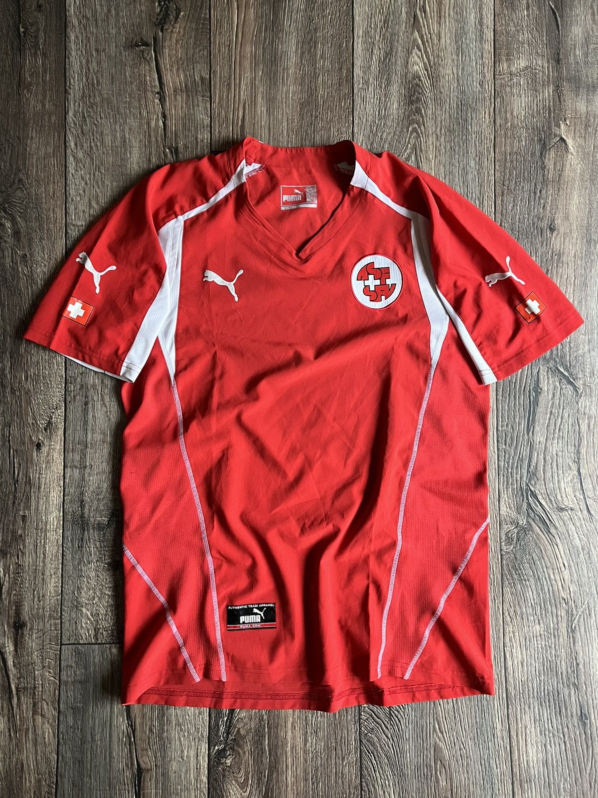 Puma × Vintage Vintage PUMA Switzerland Home Football Jersey 2004-2006 FIFA Size US L / EU 52-54 / 3 - 1 Thumbnail