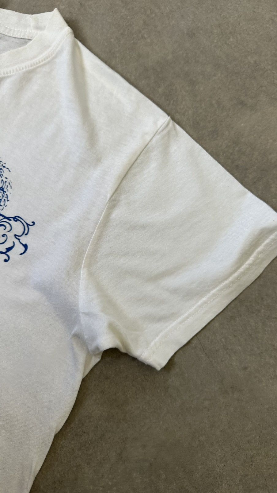 Anime VINTAGE ATTACK ON TITAN LEVI ACKERMAN EREN YAEGER TEE Size US M / EU 48-50 / 2 - 3 Thumbnail
