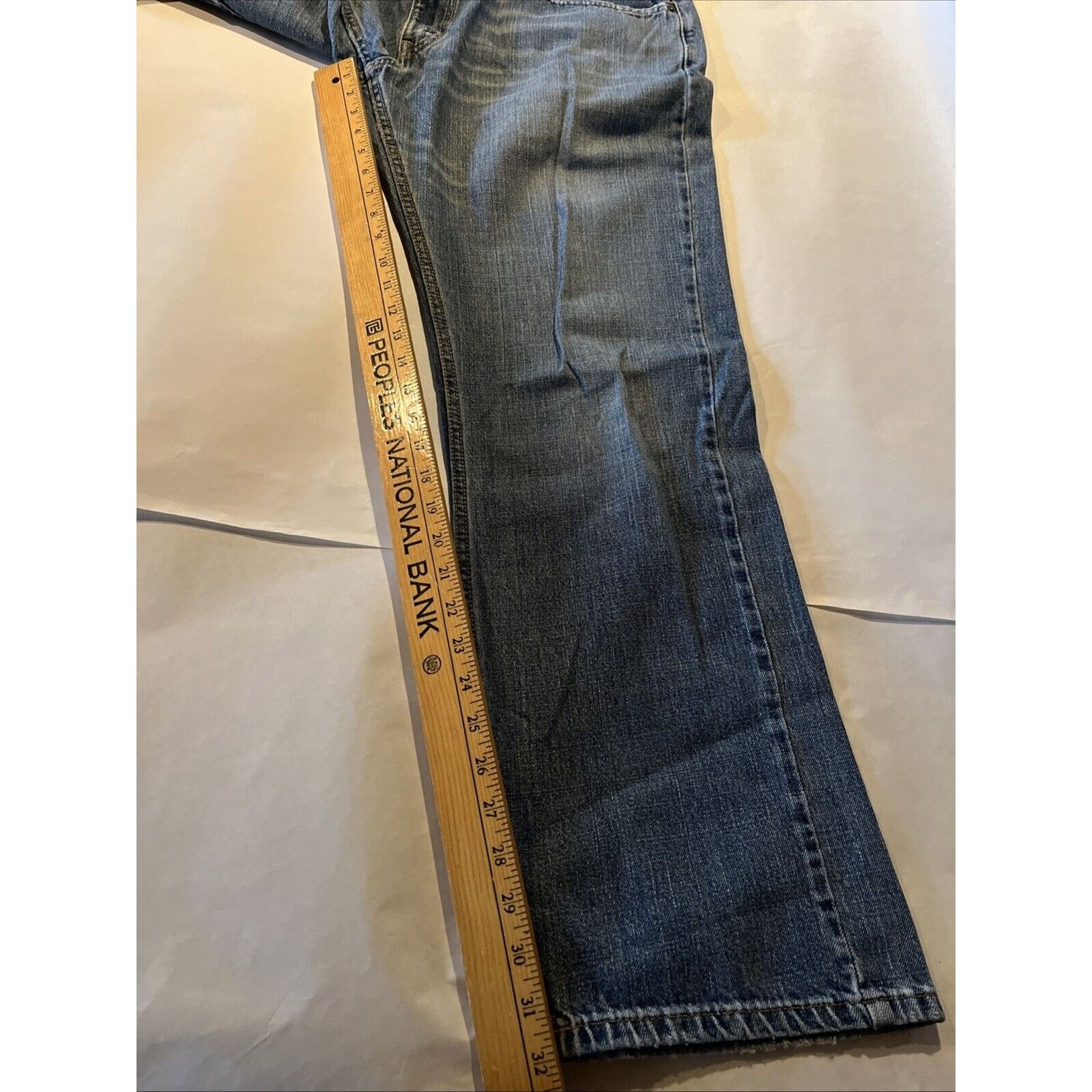 Levi's Levi’s 559 Jeans Men’s 38x32 Blue Medium Wash Cotton Denim Size US 38 / EU 54 - 6 Thumbnail