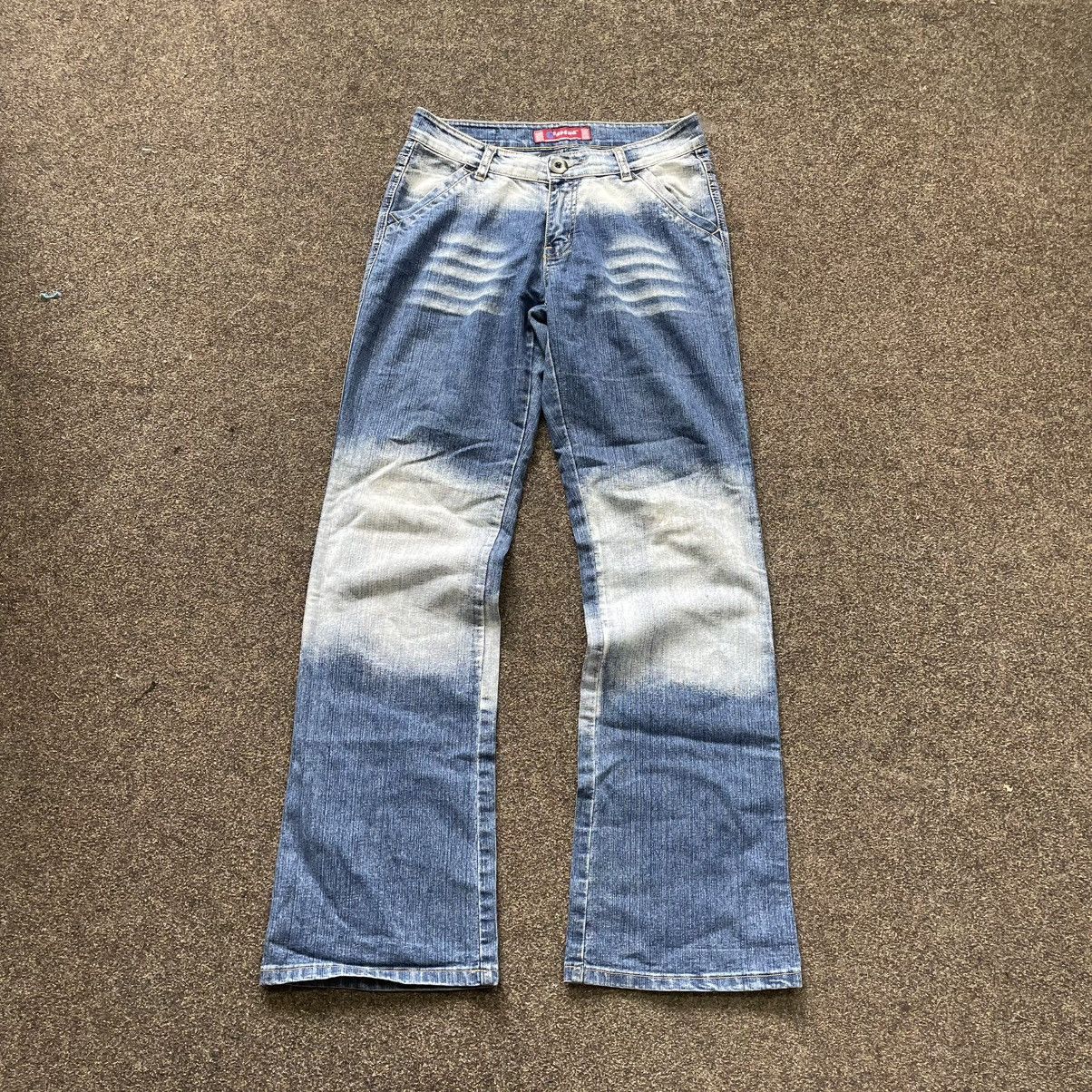 Vintage Vintage 90s Faded Flare Jeans Wide Leg Y2K Streetwear 28 Size 28" / US 6 / IT 42 - 1 Thumbnail
