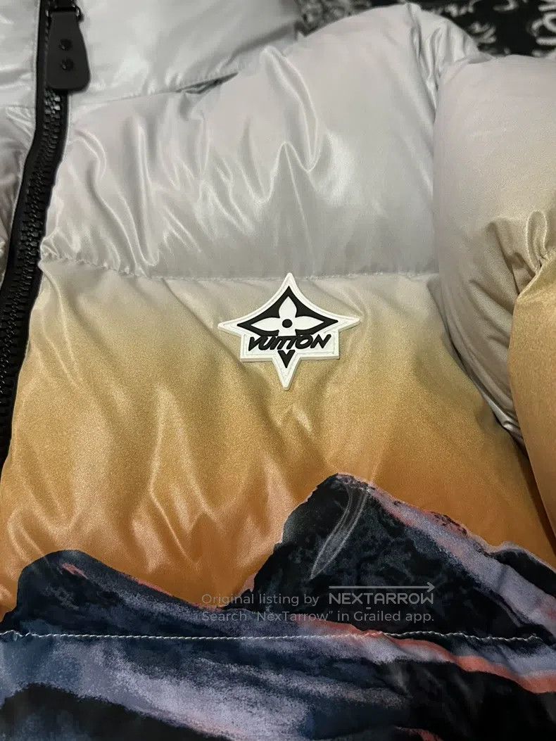 Louis Vuitton Louis Vuitton Landscape printed snow mountain down jacket Size XS / US 0-2 / IT 36-38 - 3 Thumbnail
