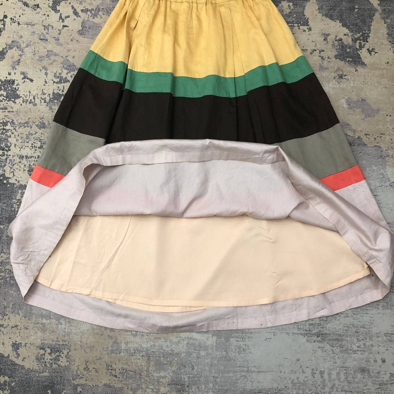 Japanese Brand P831 EBISUNISHI SHIBUYAKU TOKOYO JAPAN SKIRTS Size 28" / US 6 / IT 42 - 3 Thumbnail