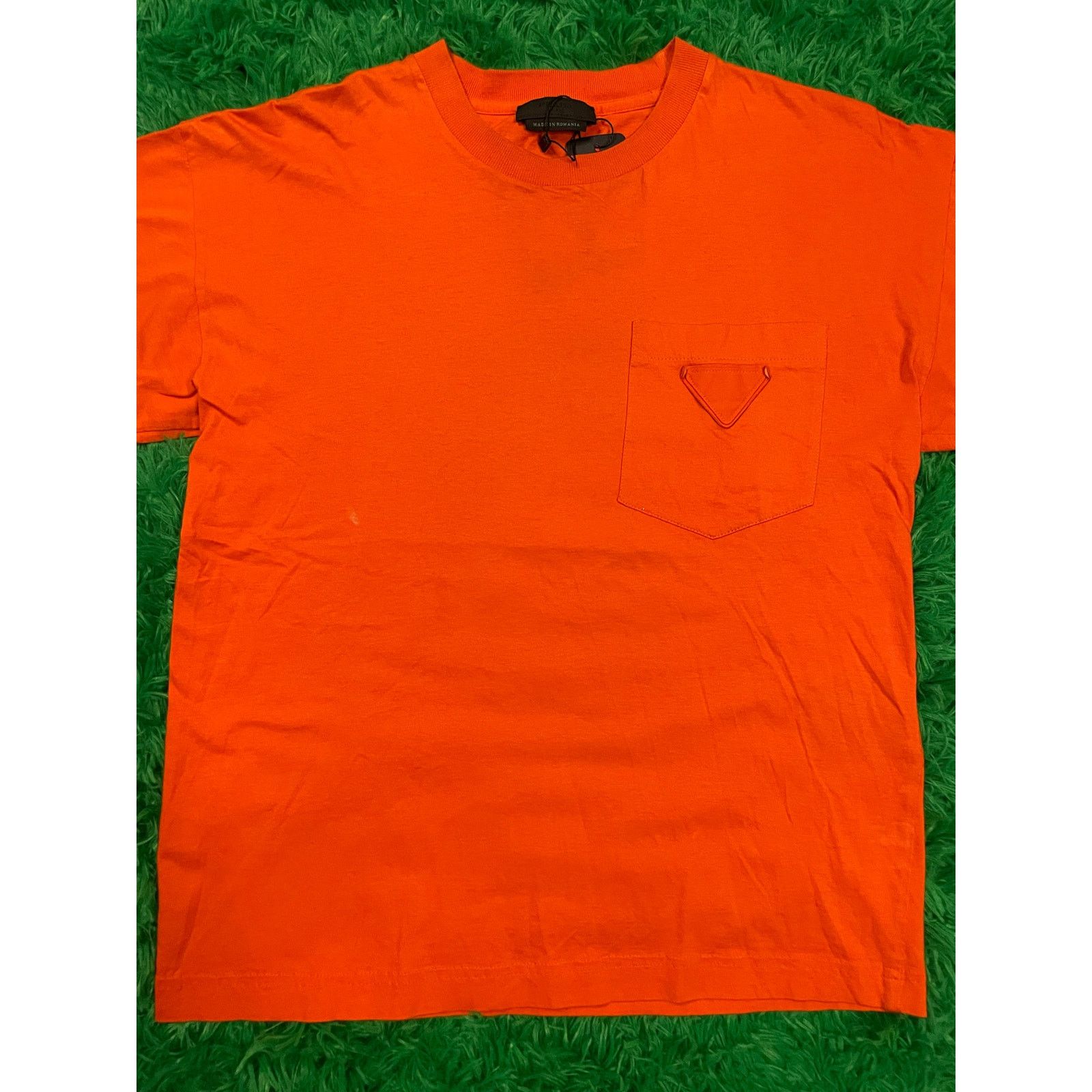 Prada Prada T Shirt Orange Pocket L Size US L / EU 52-54 / 3 - 1 Thumbnail