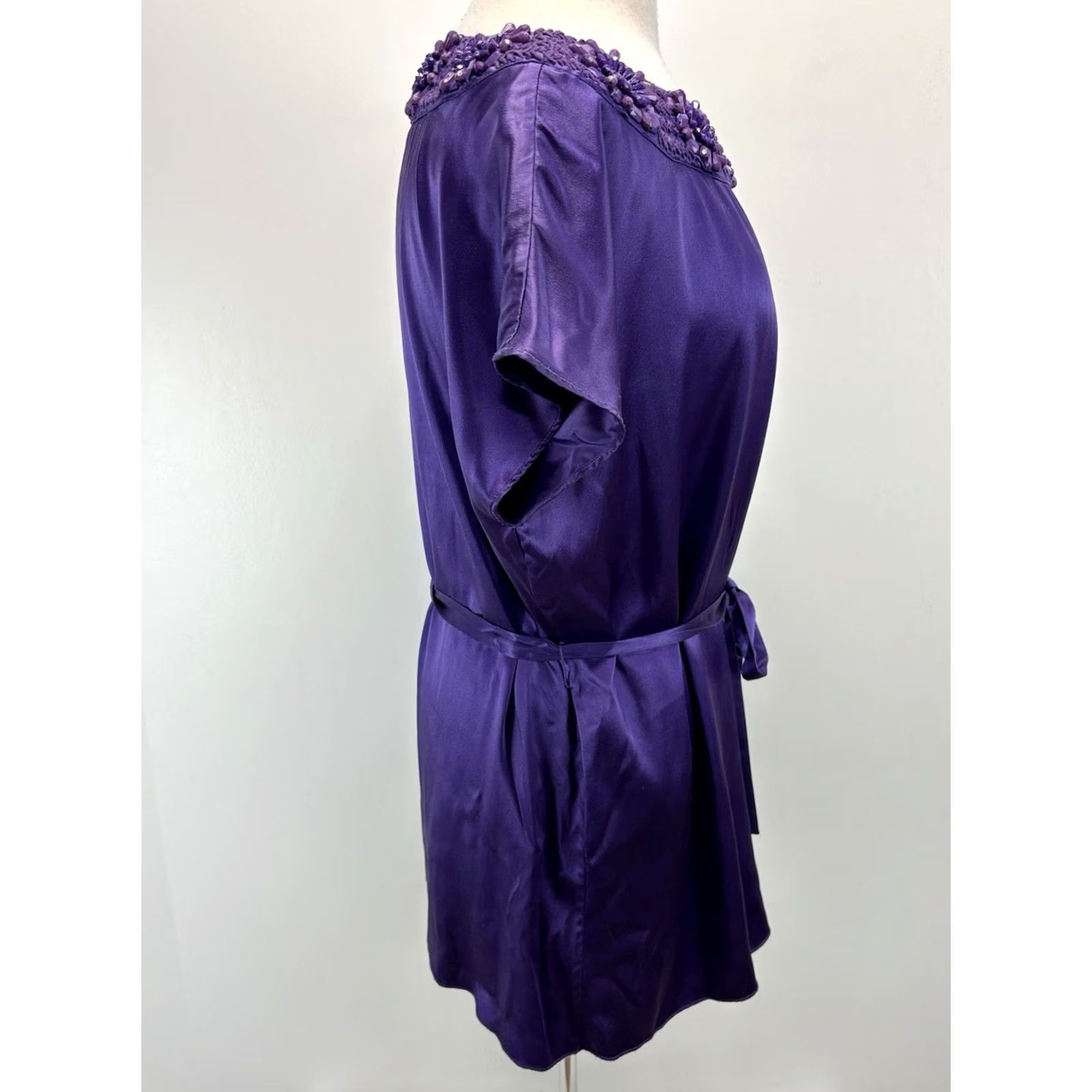 Alice + Olivia Alice + Olivia 100% Silk Mini Shift Dress Women’s XS Purple Beaded Neck Belted Size XS / US 0-2 / IT 36-38 - 4 Thumbnail