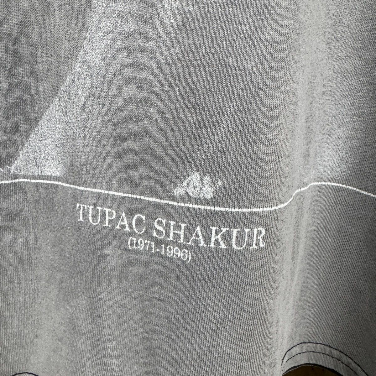 Rap Tees Sunfaded Tupac Shakur Distressed Tee Size US M / EU 48-50 / 2 - 3 Thumbnail