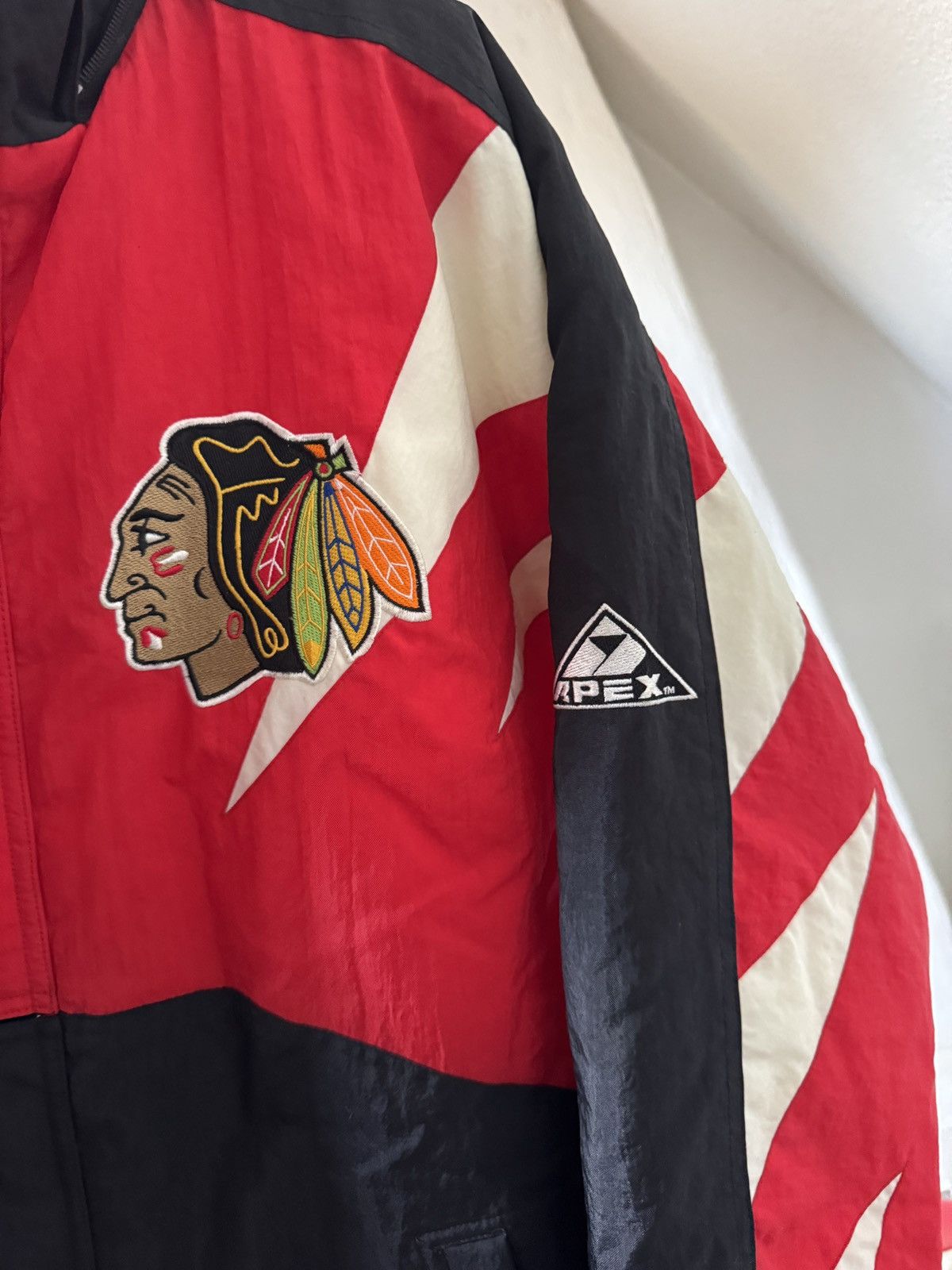 Apex One Rare 1990s Chicago Blackhawks Sharktooth Jacket by Apex One Size US L / EU 52-54 / 3 - 3 Thumbnail
