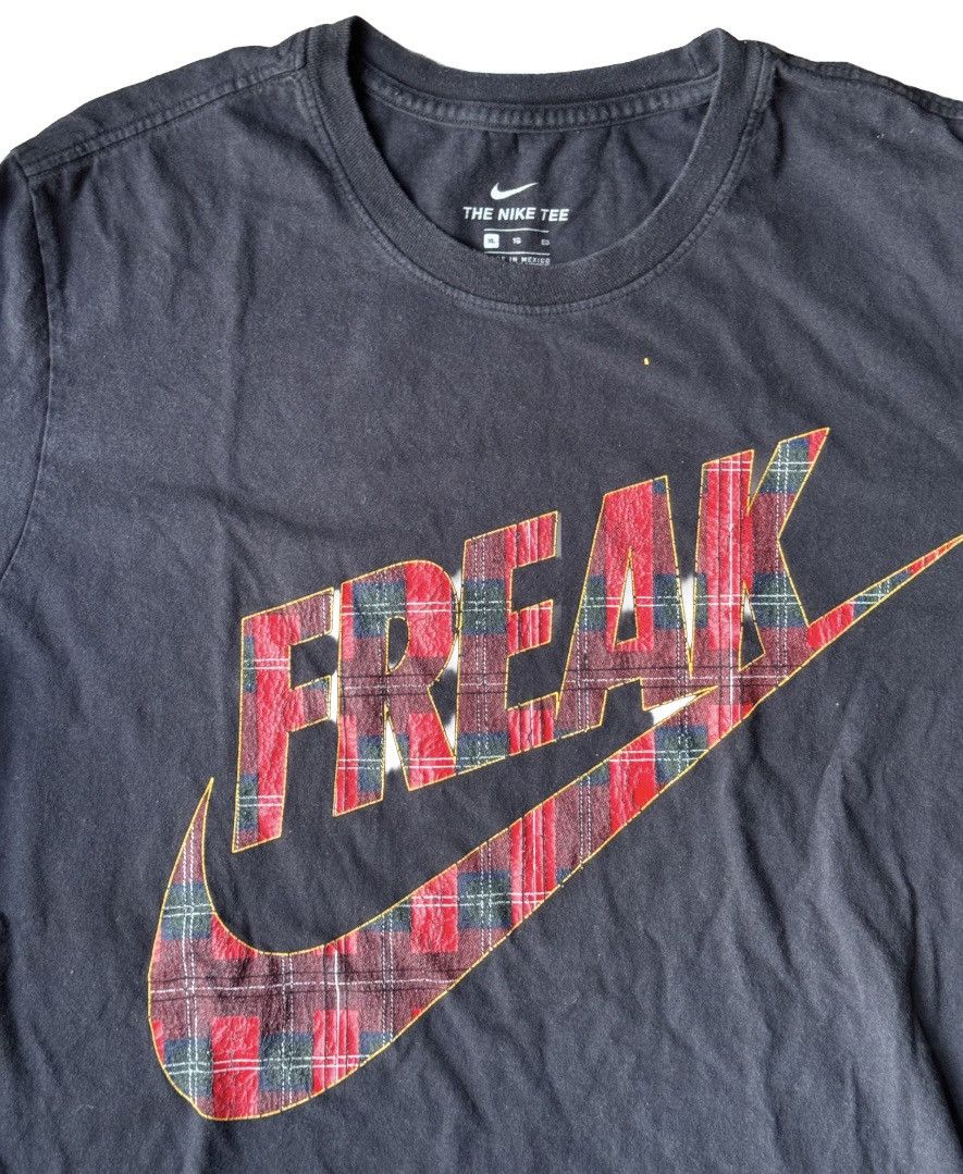 Nike Rare Nike Giannis Swoosh Freak T-Shirt XL Size US XL / EU 56 / 4 - 2 Thumbnail