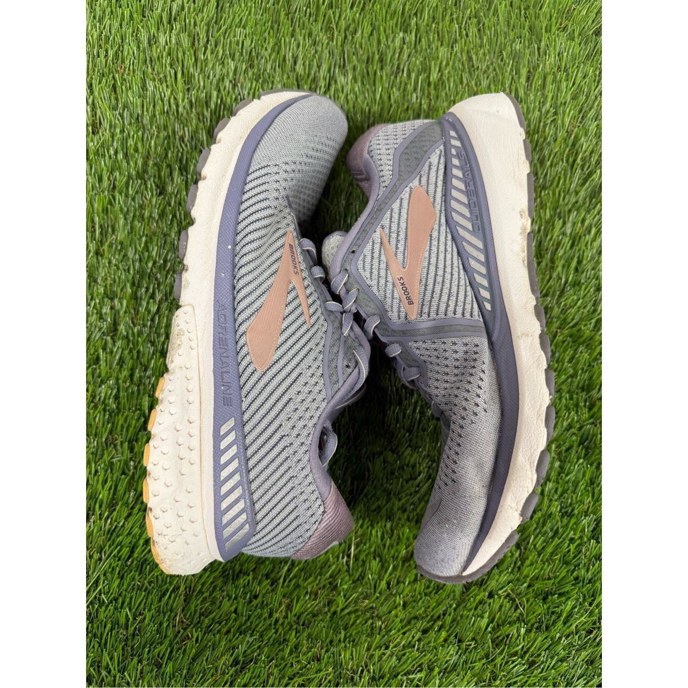 Brooks Brooks Adrenaline GTS 20 Women Size 10 Wide Running Shoes Sn Size US 10 / IT 40 - 5 Thumbnail
