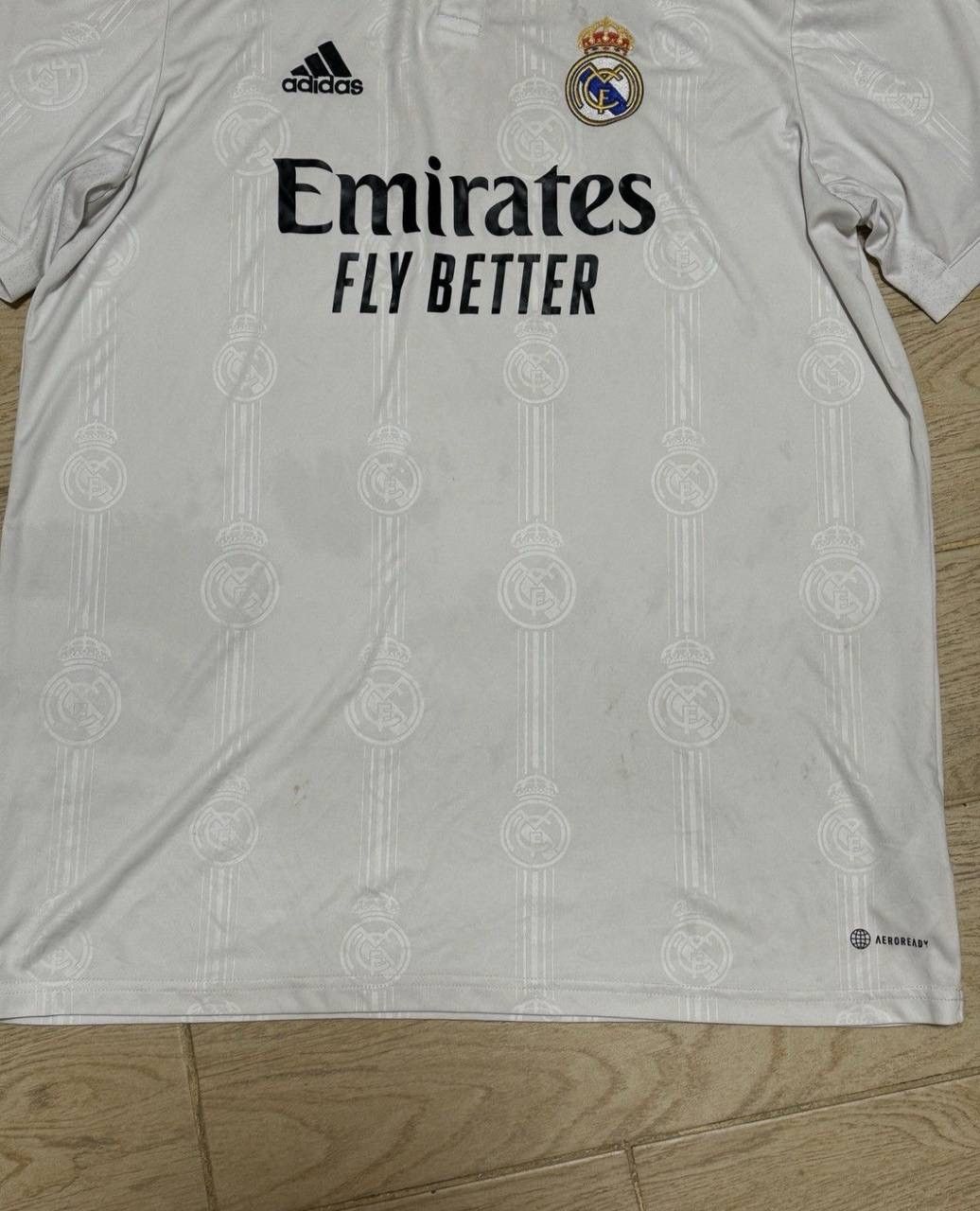 Vintage Real Madrid Soccer vintage home jersey Size US XL / EU 56 / 4 - 5 Thumbnail
