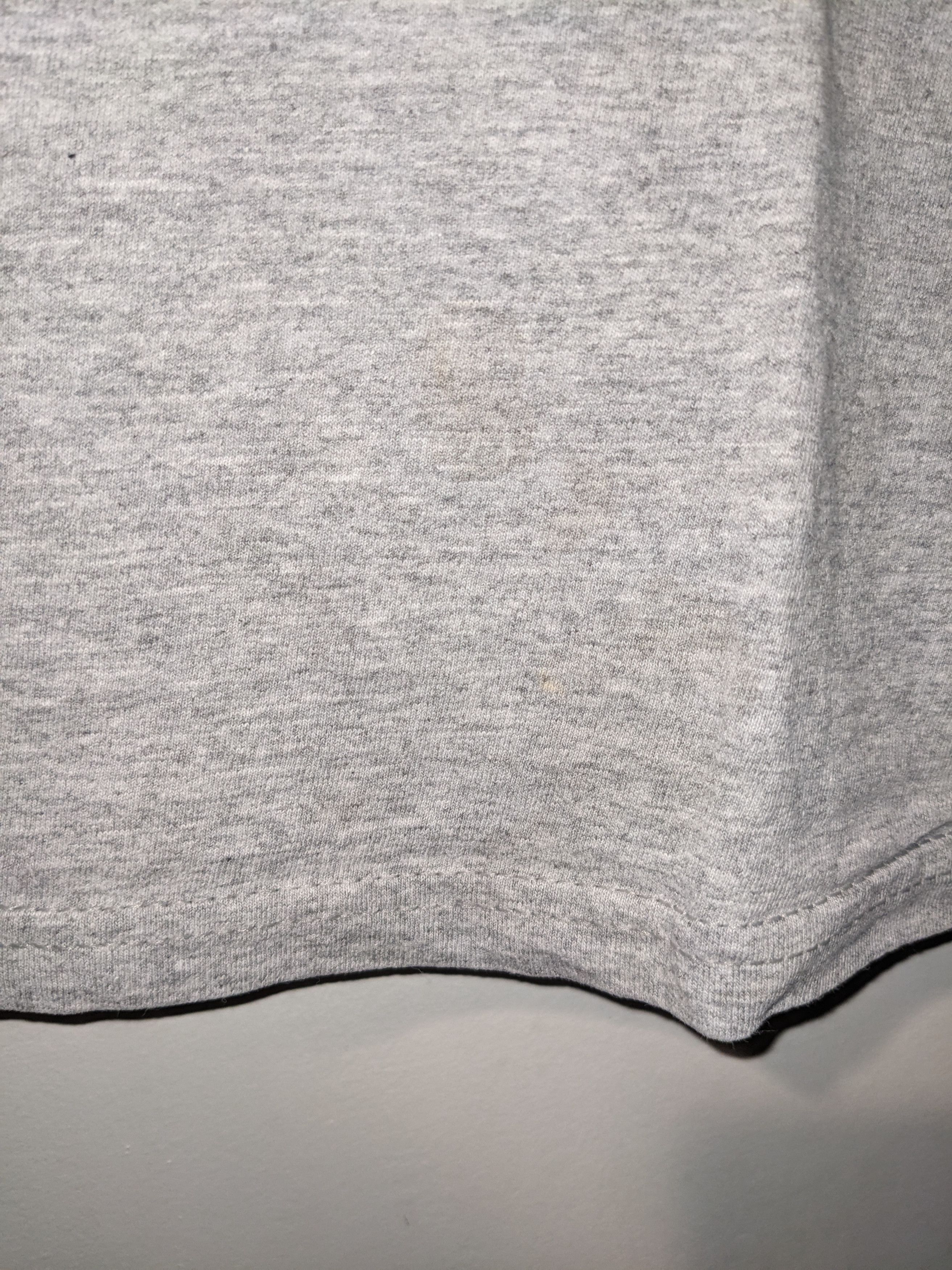 Nike × Vintage Vintage Y2K Nike Center Swoosh Gray Small T-Shirt Size US S / EU 44-46 / 1 - 5 Thumbnail