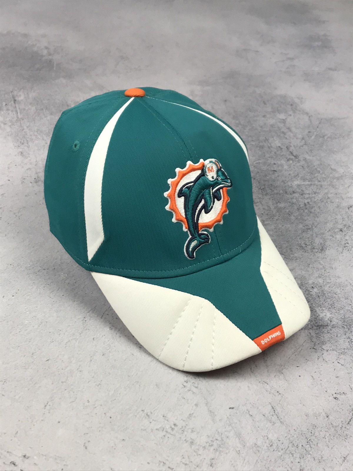 NFL × Reebok × Vintage Vintage Miami Dolphins Reebok Equipment NFL Cap Size ONE SIZE - 2 Thumbnail