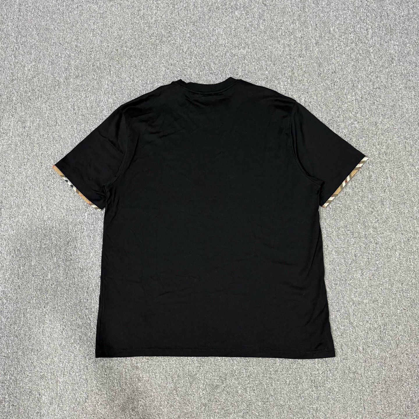 Burberry Burberry Black Cuff Check Short-Sleeve Size US L / EU 52-54 / 3 - 2 Thumbnail