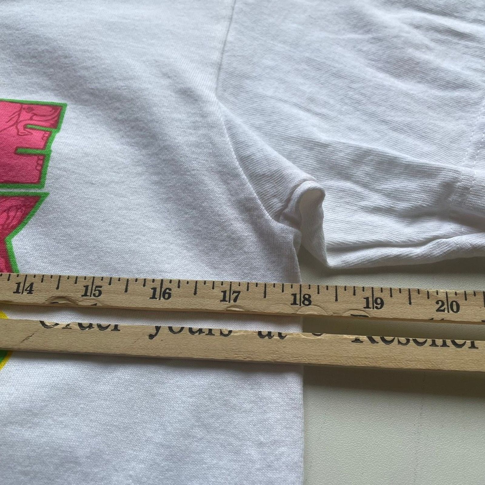 Vintage Vintage 90s Alphabet Letter Art Graphic T Shirt XS White Size US XS / EU 42 / 0 - 3 Thumbnail