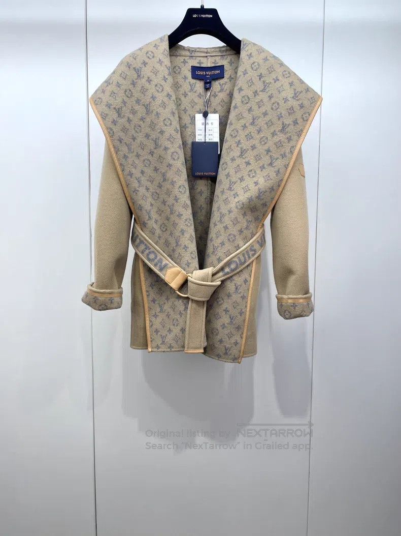Louis Vuitton Louis Vuitton Presbyopic bathrobe cropped coat Size XS / US 0-2 / IT 36-38 - 1 Thumbnail