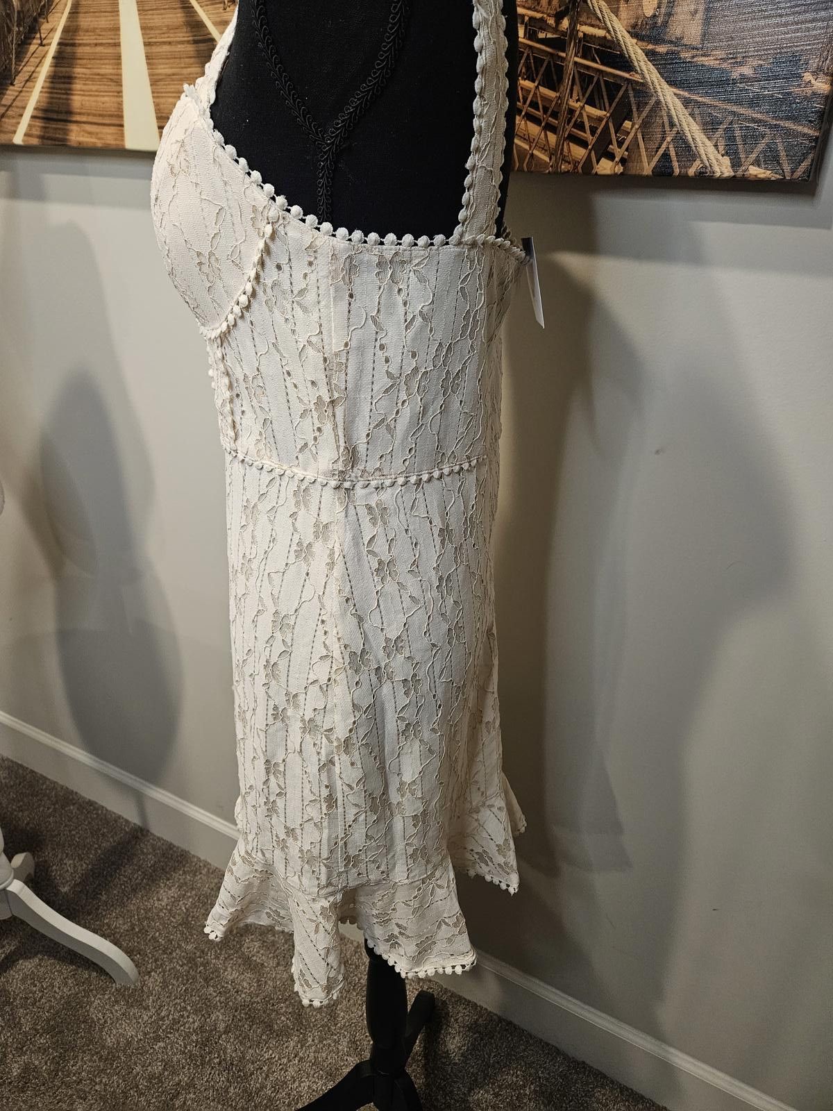 Other Nwt Azura Elegant Lace Dress with Ruffled Hem #217 Size M / US 6-8 / IT 42-44 - 2 Thumbnail