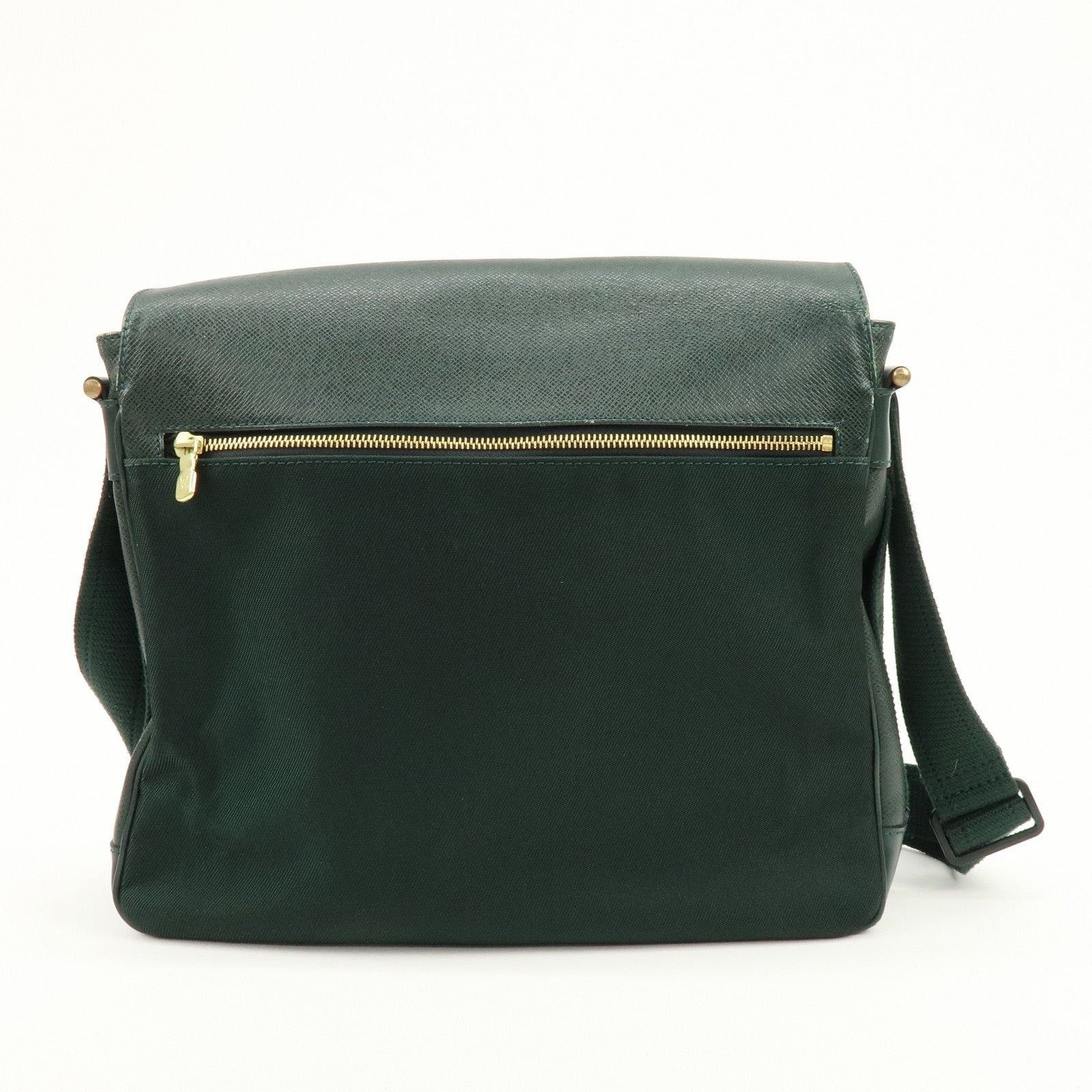 Louis Vuitton Louis Vuitton Taiga Victor Messenger Bag Green Size ONE SIZE - 2 Thumbnail