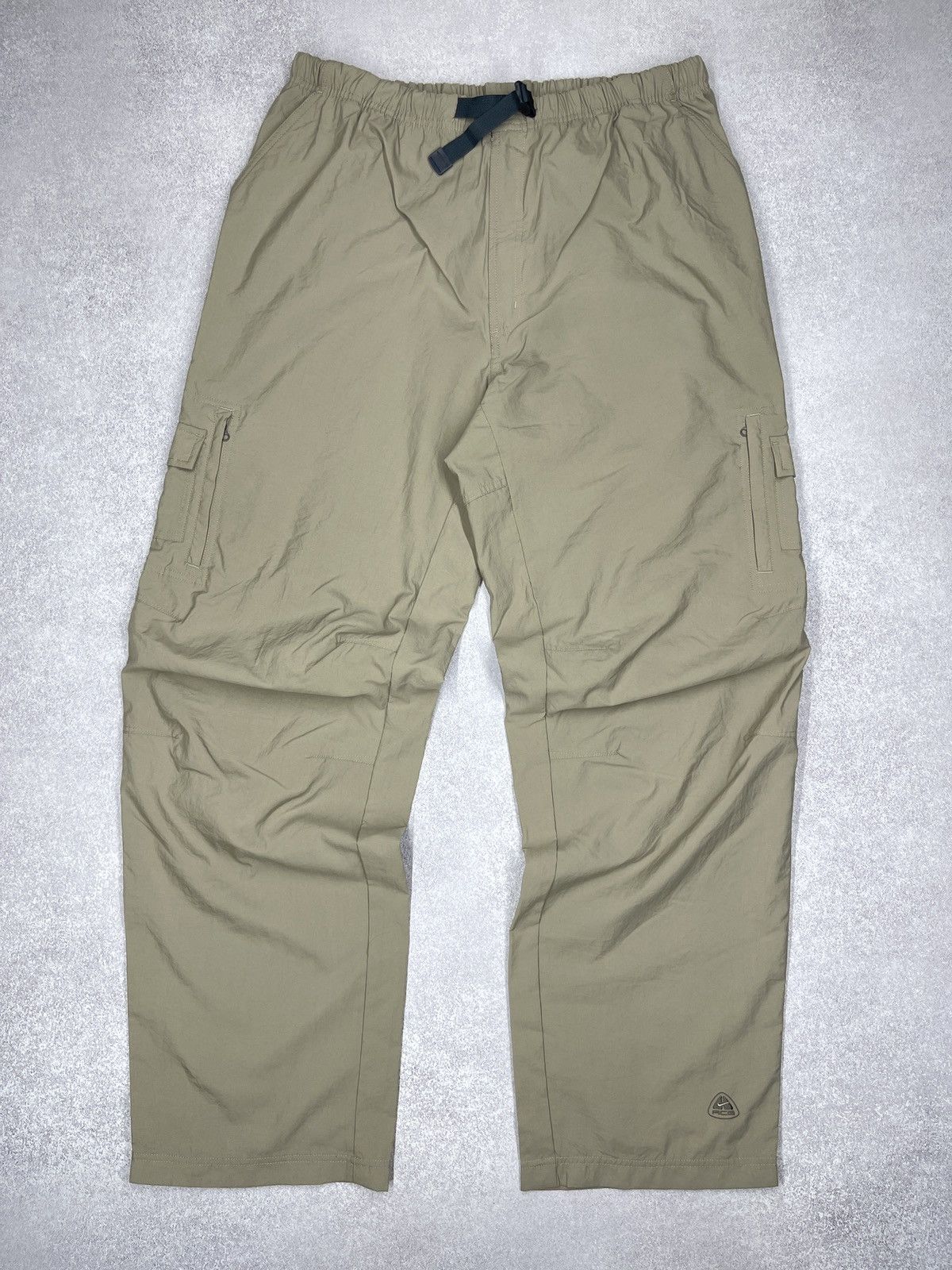 Nike ACG Vintage Nike ACG Nylon Cargo Pants Beige Gorpcore Techwear Size US 36 / EU 52 - 2 Thumbnail