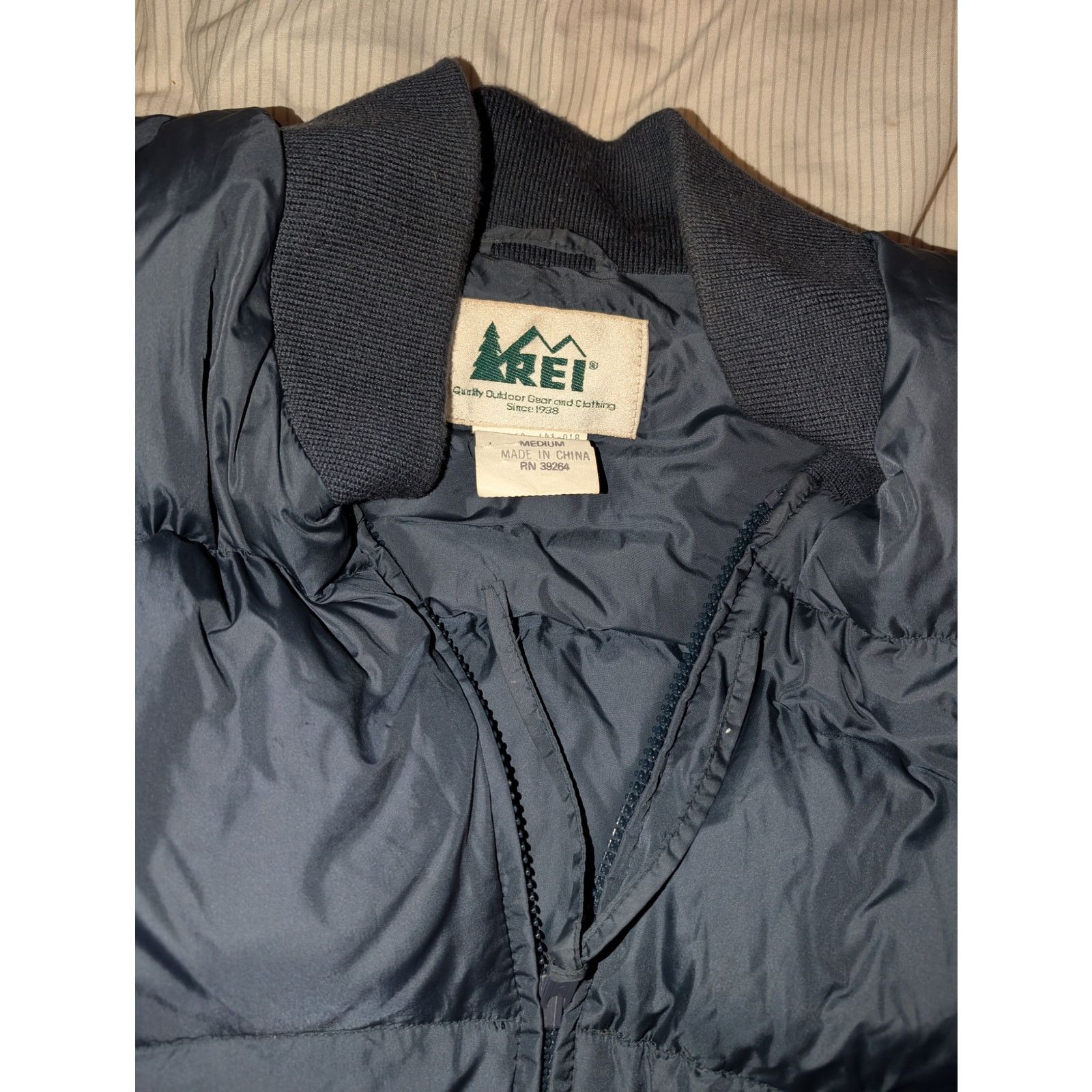 Rei Vintage 90's REI Down Sweater Puffer Jacket Size Medium Coat Size US M / EU 48-50 / 2 - 2 Thumbnail