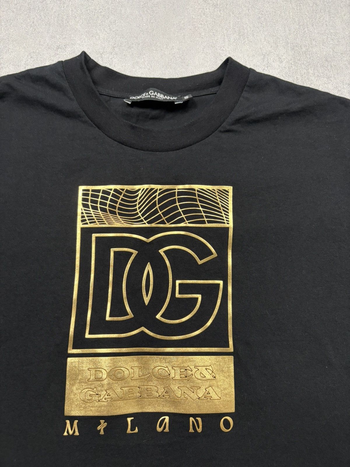 Dolce & Gabbana Dolce & Gabbana DG Milano Gold Logo Limited Edition T-Shirt Size US M / EU 48-50 / 2 - 6 Thumbnail