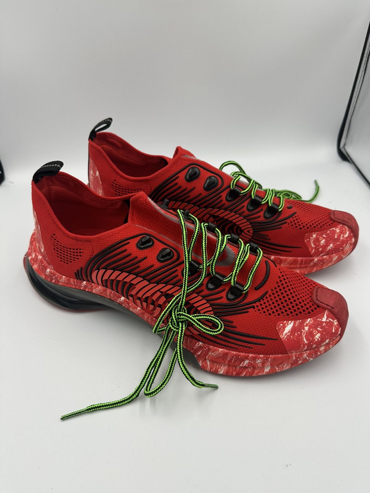 Gucci Gucci Run Sneaker Red brand new Size US 13 / EU 46 - 2 Thumbnail