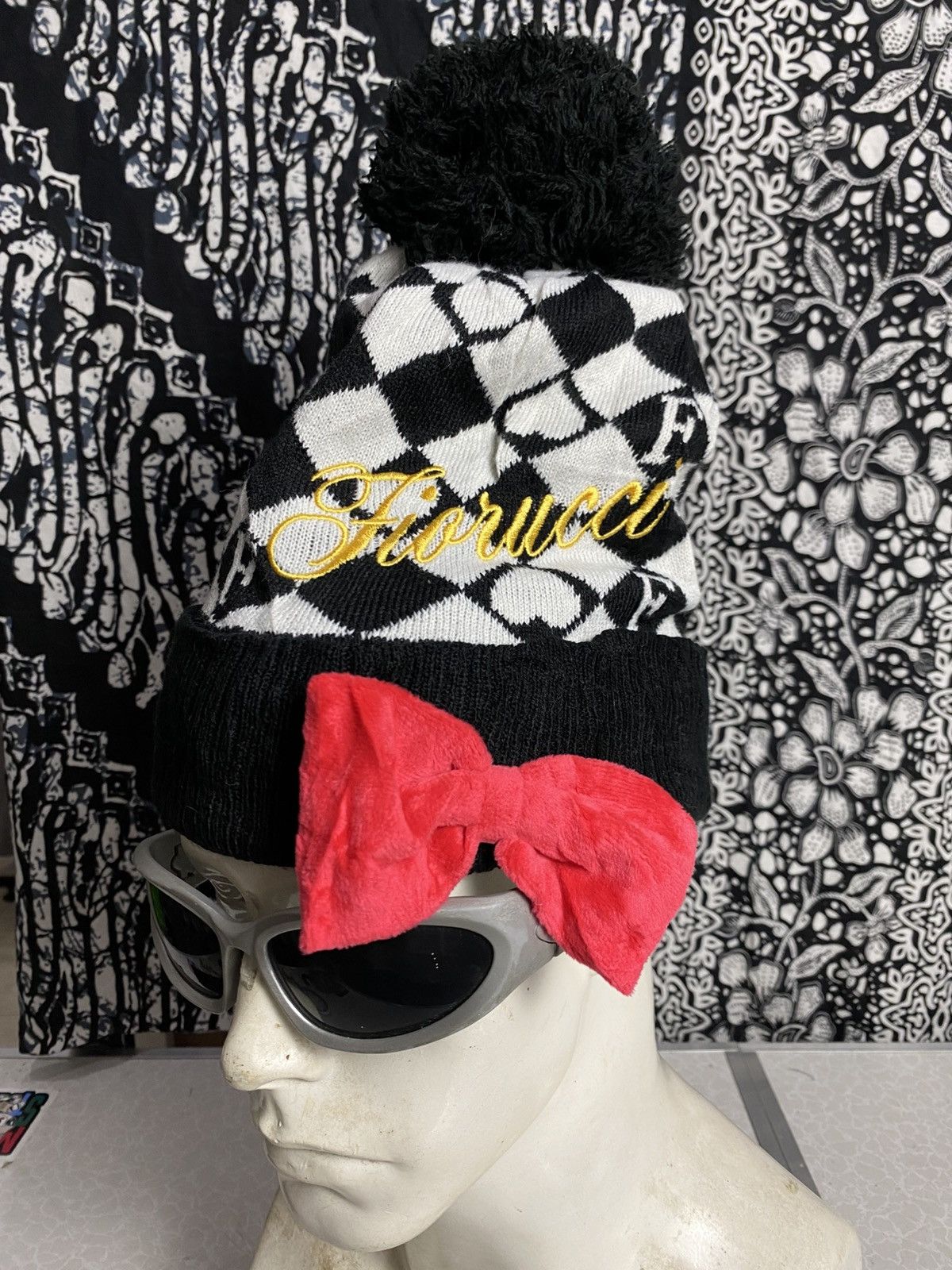 Fiorucci × Vintage fiorucci italy tape pom beanie hats italian designer Size ONE SIZE - 1 Thumbnail