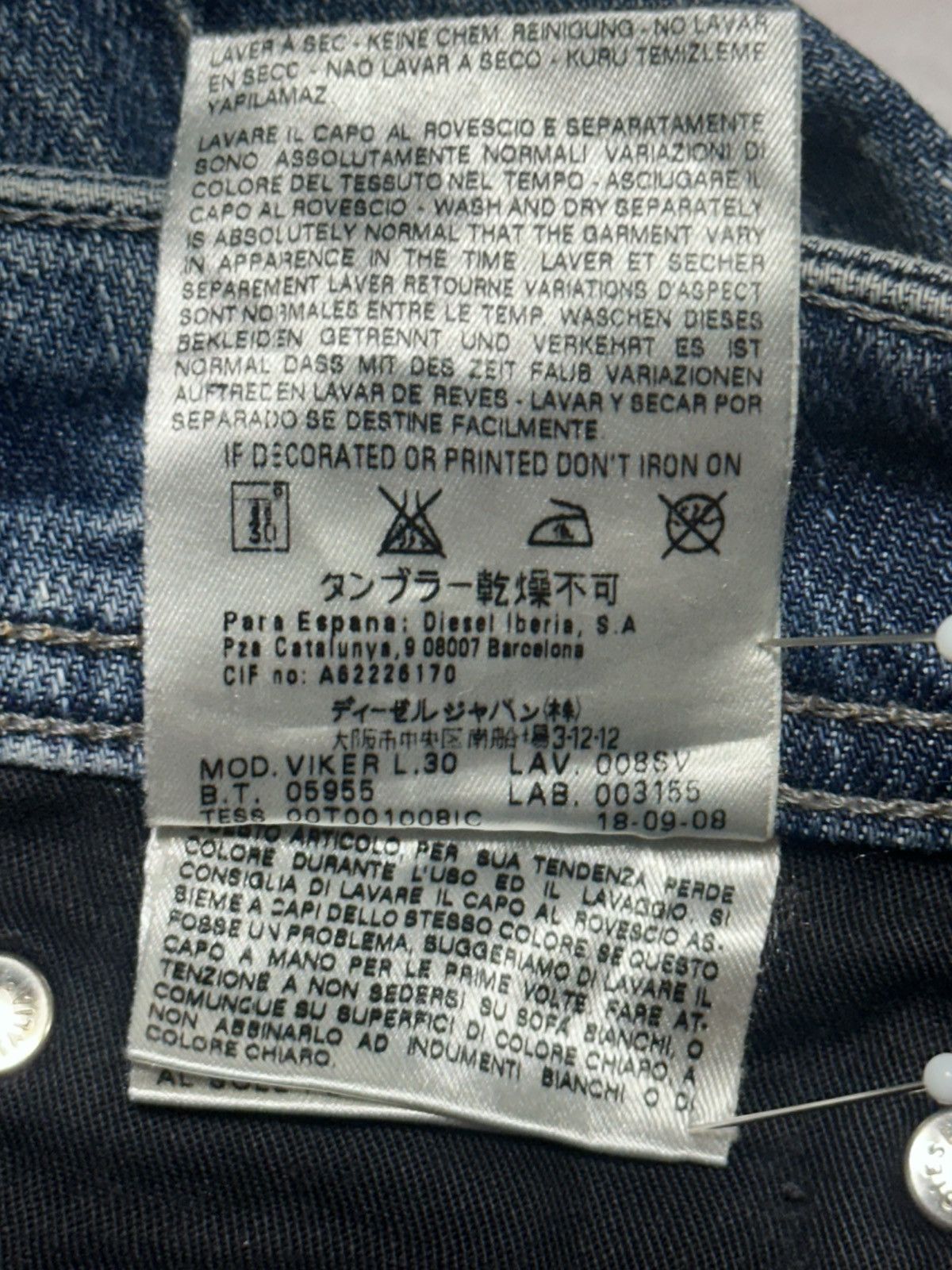 Diesel Diesel Viker Medium Blue Distressed Button Fly Faded Jeans Size US 31 - 15 Thumbnail