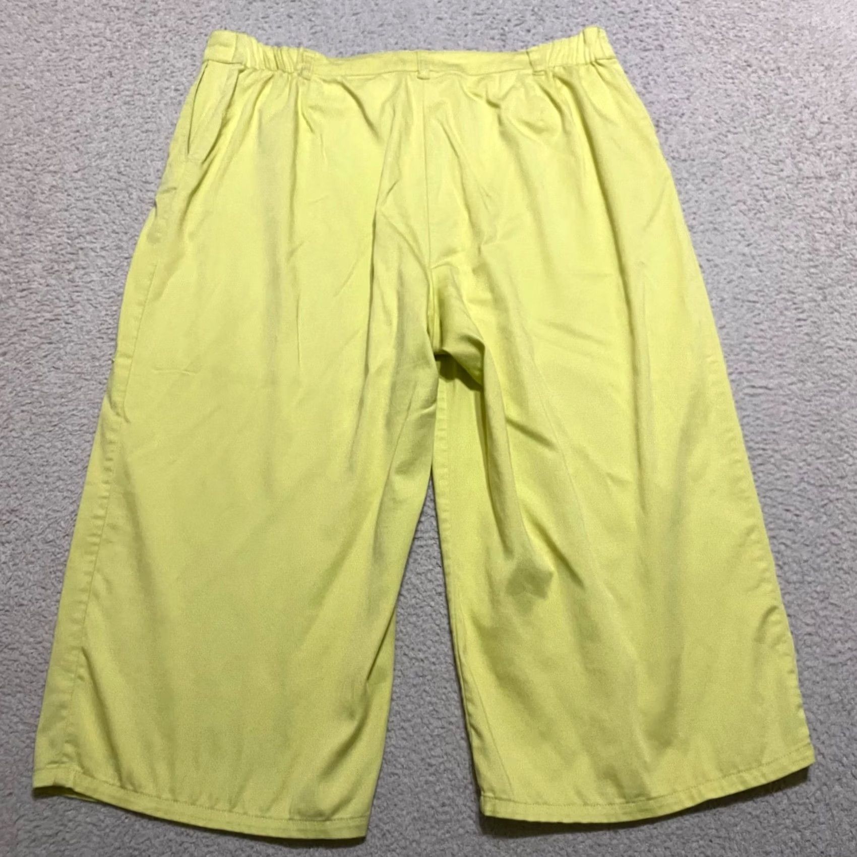 Vintage Chico's Pants Womens XL Yellow Solid Wide Leg Capri High Rise Outdoor Walking Size 40" / US 18 - 2 Thumbnail