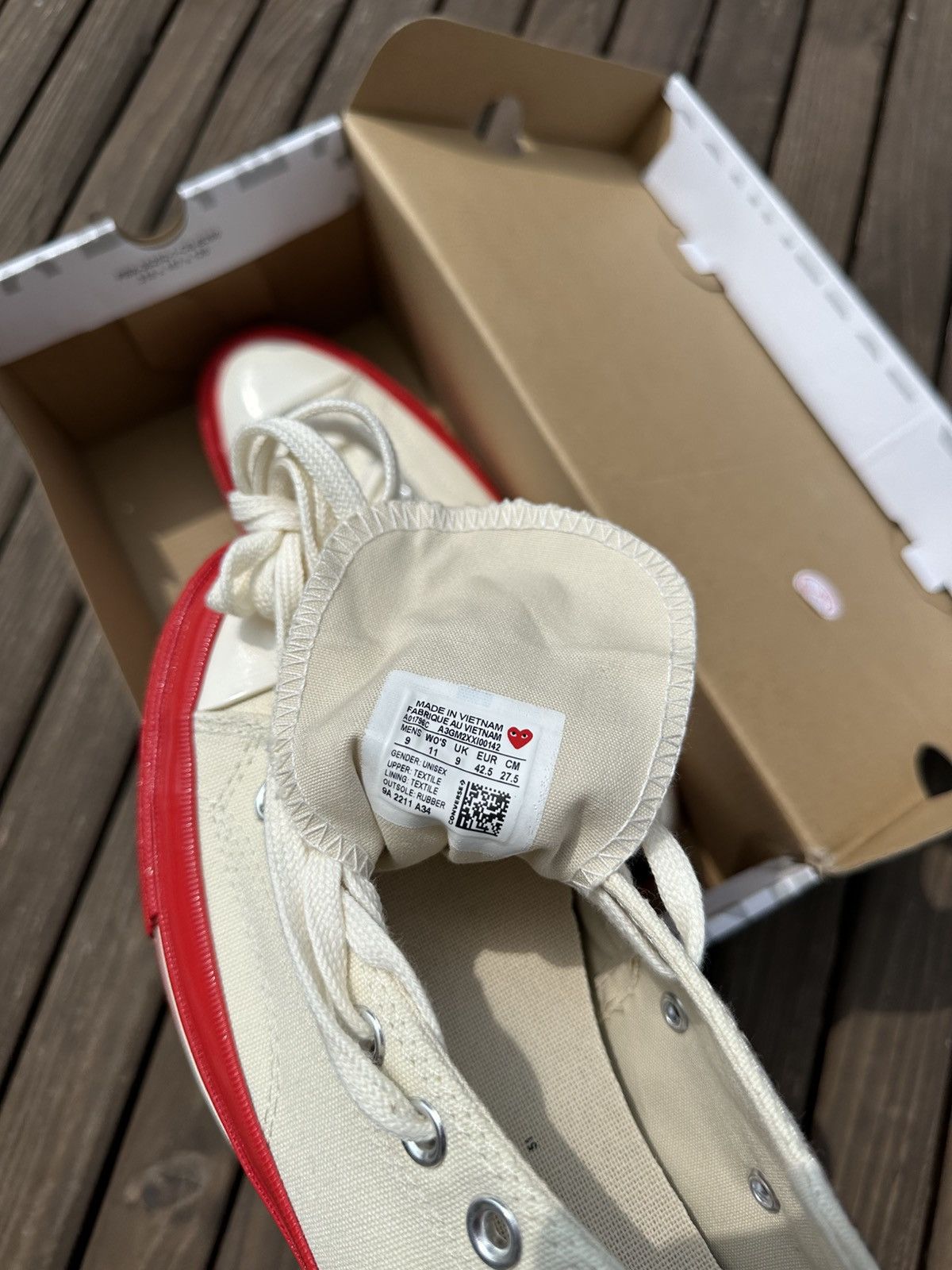 Converse Converse x Comme des Garçons PLAY Chuck 70 Low Pristine Red Size US 9 / EU 42 - 9 Thumbnail