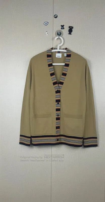 Burberry Burberry Camel Wool Women's Cardigan. Size L / US 10 / IT 46 - 1 Thumbnail