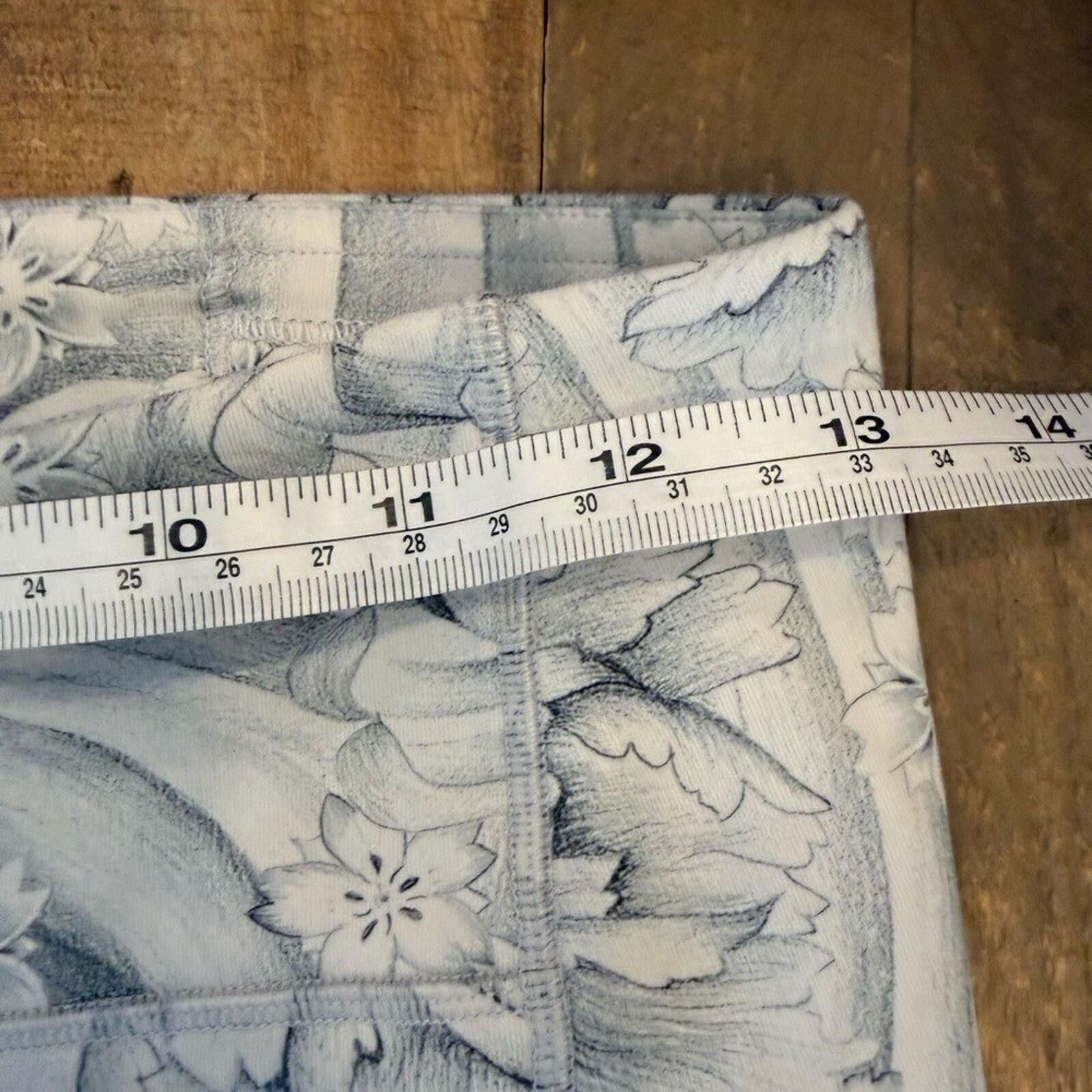 Lululemon Lululemon Wunder Under Low-Rise 25" White Floral Leggings 4 Size 27" / US 4 / IT 40 - 12 Thumbnail