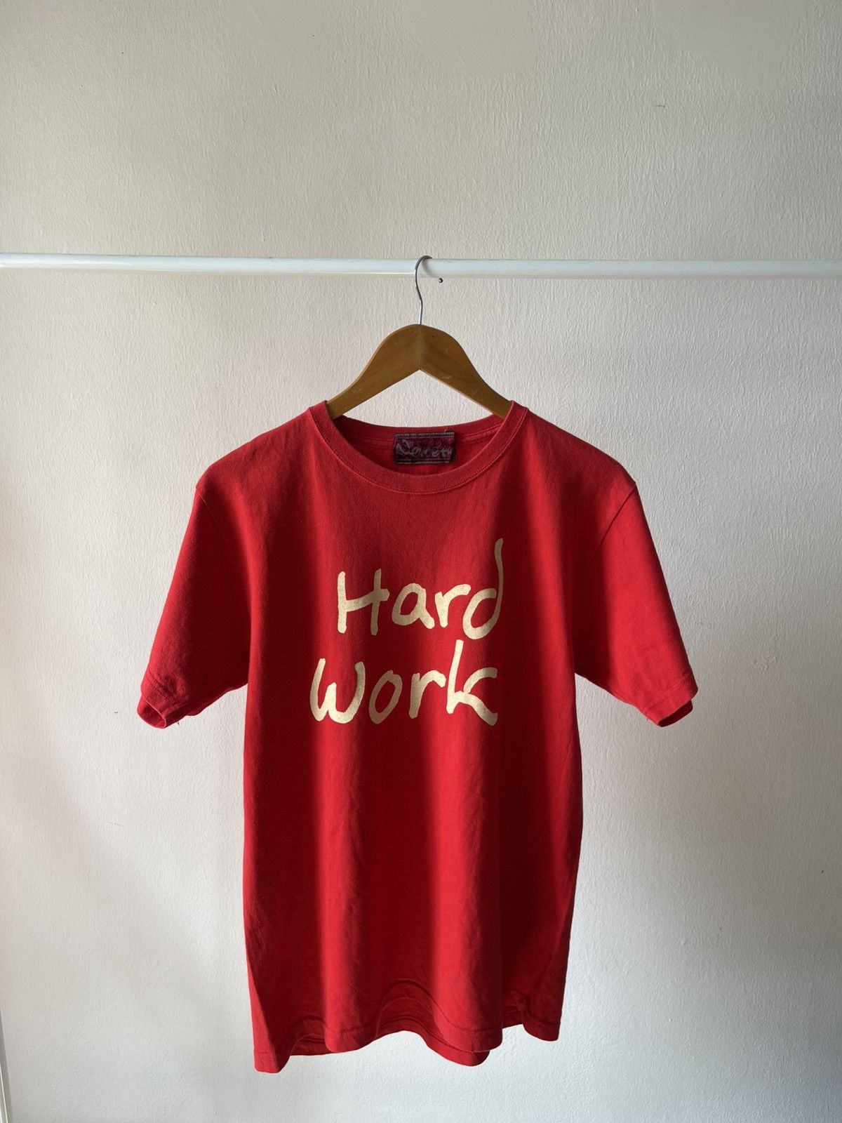 20471120 Christopher Nemeth 'Hard Work' Tee A2 Size US M / EU 48-50 / 2 - 2 Thumbnail