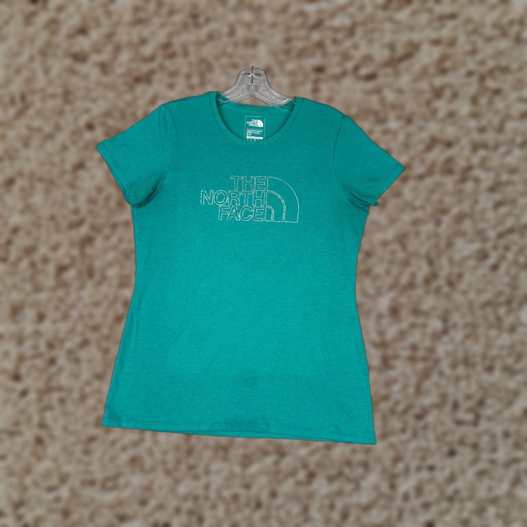 The North Face VINTAGE not applicable. The North Face Shirt Women Small Blue Short Sleeve Crew Neck Tri-Blend Size S / US 4 / IT 40 - 1 Thumbnail