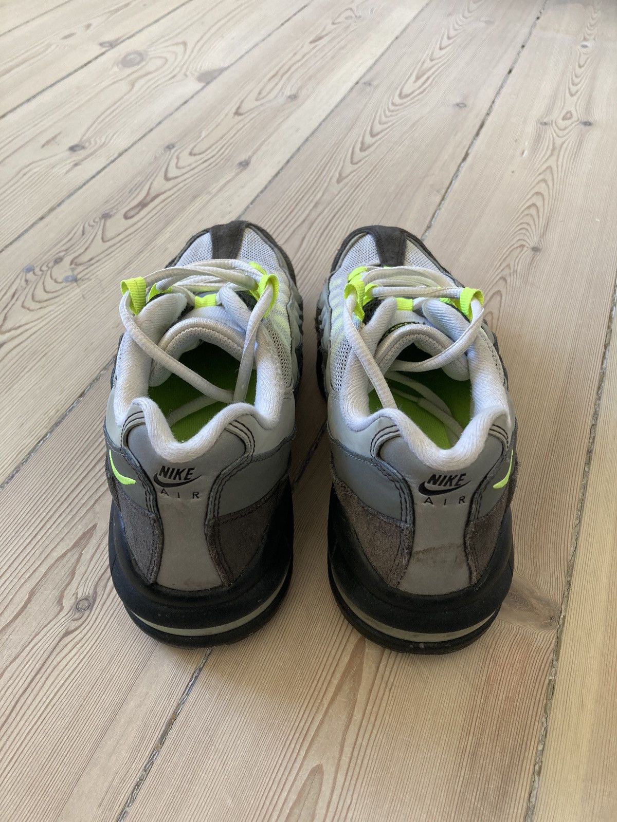Nike Nike Air Max 95 GS 2015 neon yellow Size US 8 / IT 38 - 6 Thumbnail