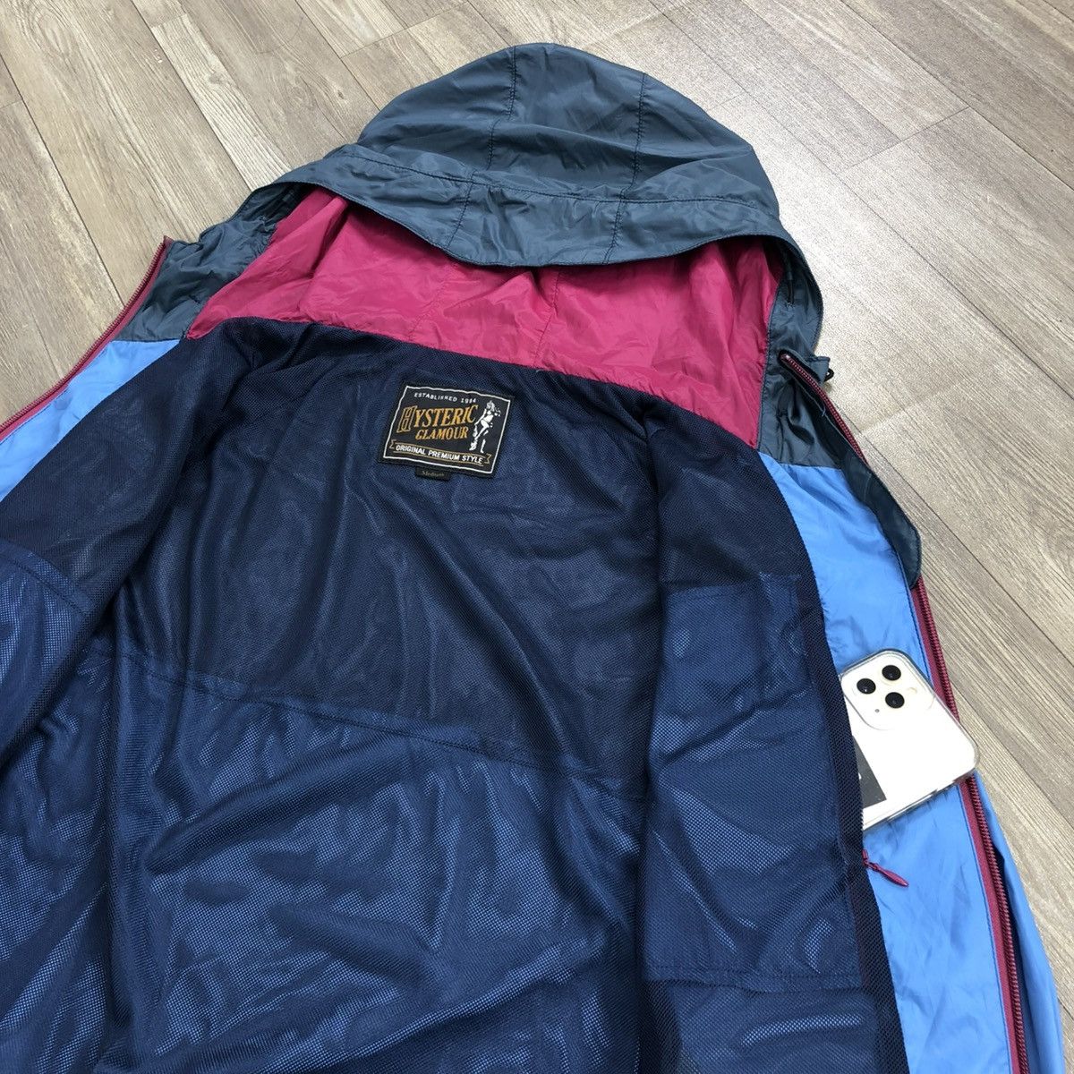 Hysteric Glamour 2000s Hysteric Glamour Two Tone Nylon Jacket Avant Garde Lgb Size US M / EU 48-50 / 2 - 15 Thumbnail
