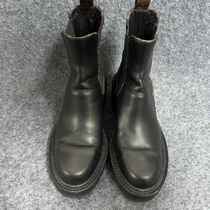 Louis Vuitton Louis Vuitton Beaubourg Black Chelsea Boots for Women -2508 Size US 6 / IT 36 - 2 Thumbnail