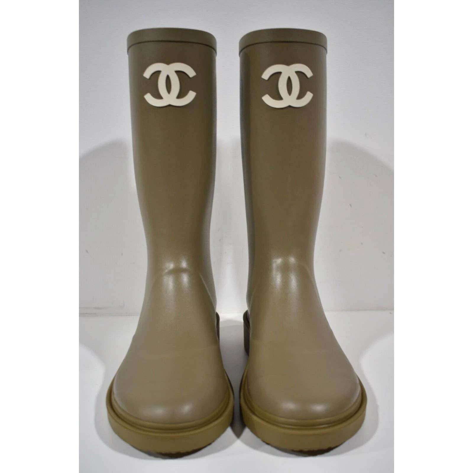 Chanel Chanel 22K Dark Beige White CC Logo High Rubber Rain Boot 40 Size US 10 / IT 40 - 1 Thumbnail