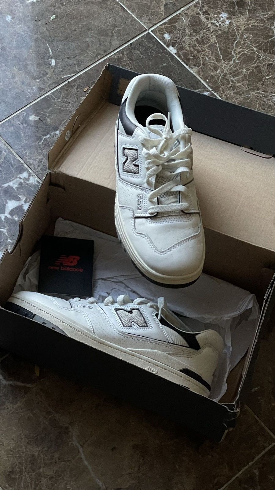 New Balance New Balance 550 Creme Black Size US 9 / EU 42 - 2 Thumbnail