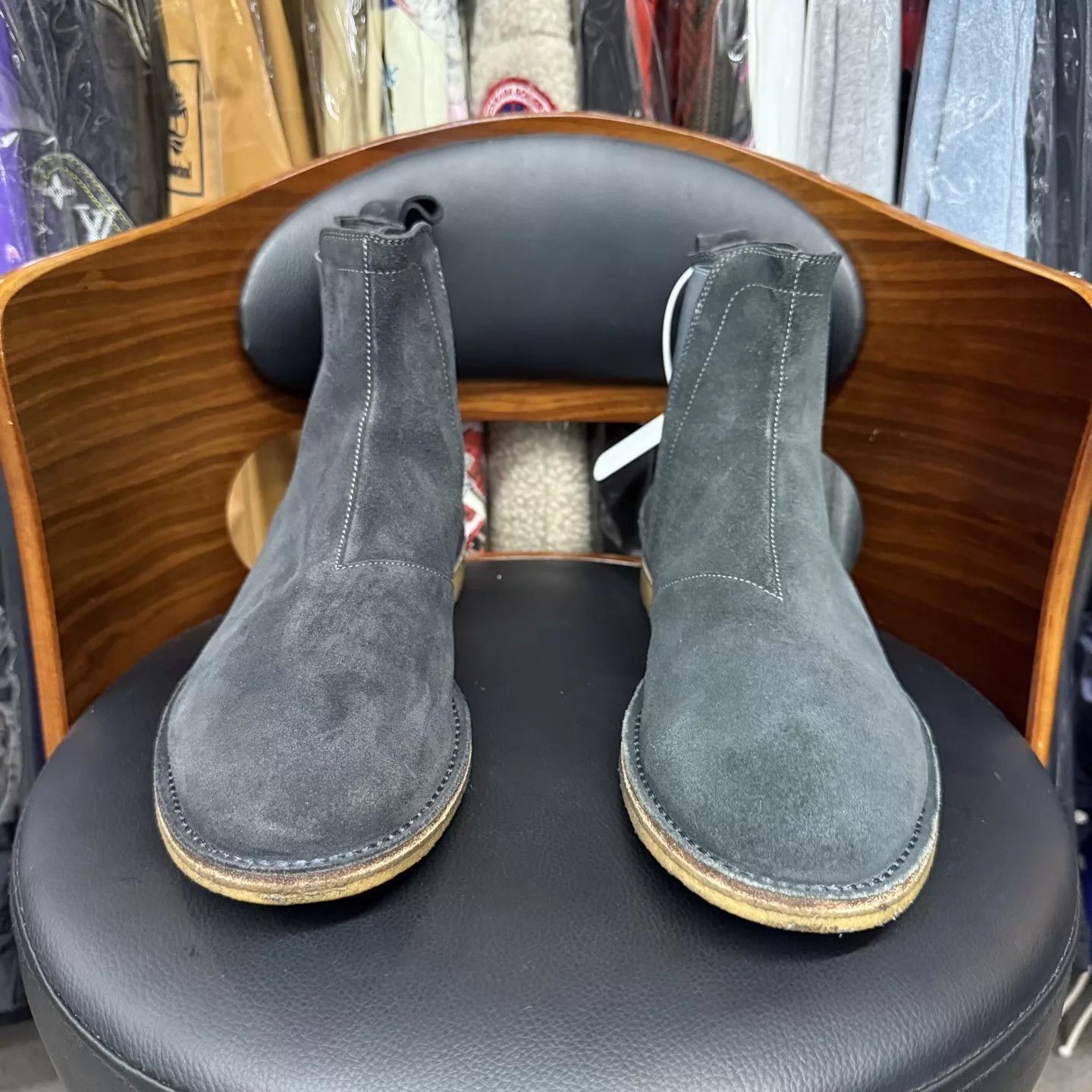 Bottega Veneta BV Men's Chelsea Boots 44 Mint Condition Size US 11 / EU 44 - 2 Thumbnail