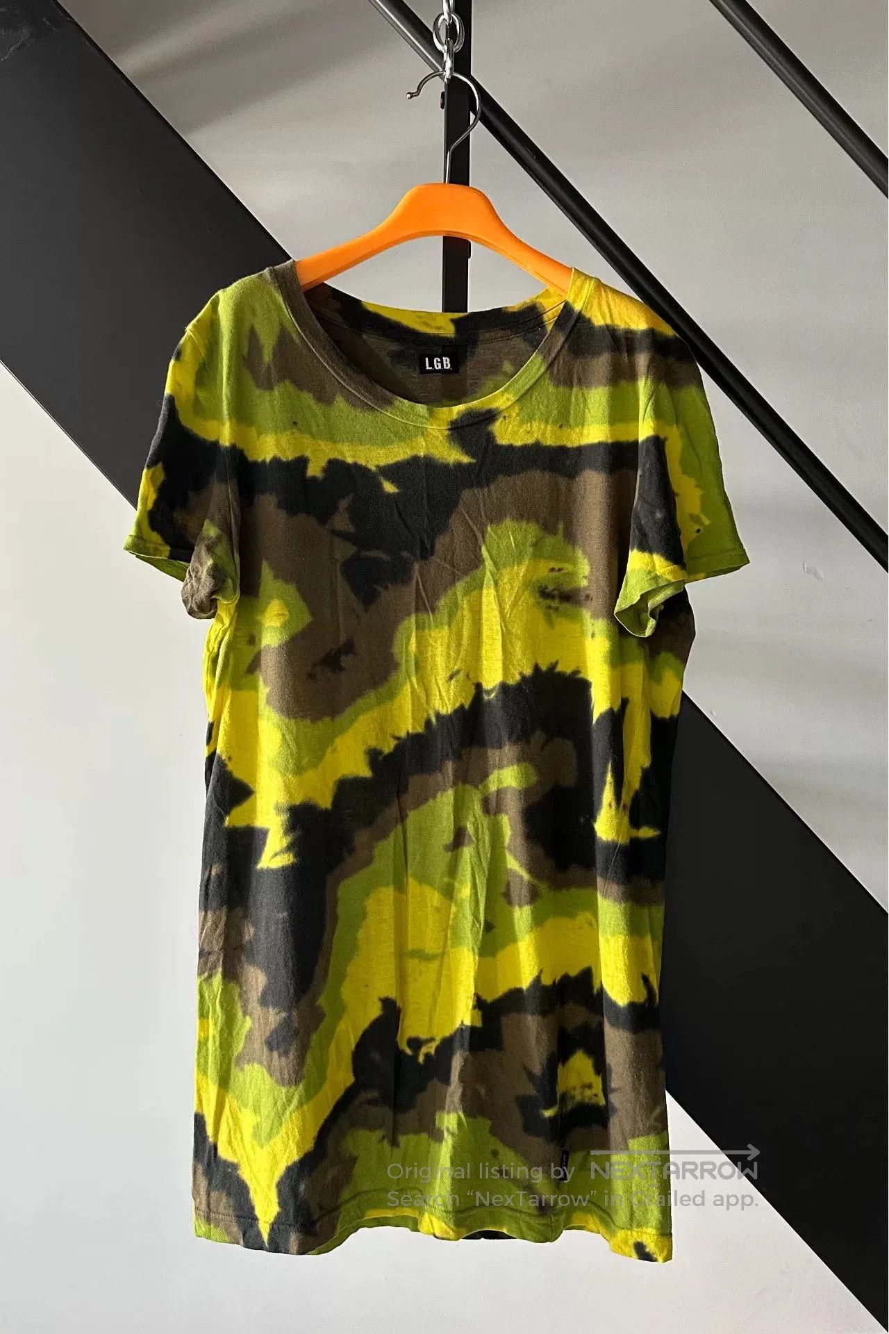 Le Grande Bleu (L.G.B.) Le Grand Bleu Jamaican Amazonica T-shirt. Size US S / EU 44-46 / 1 - 1 Thumbnail