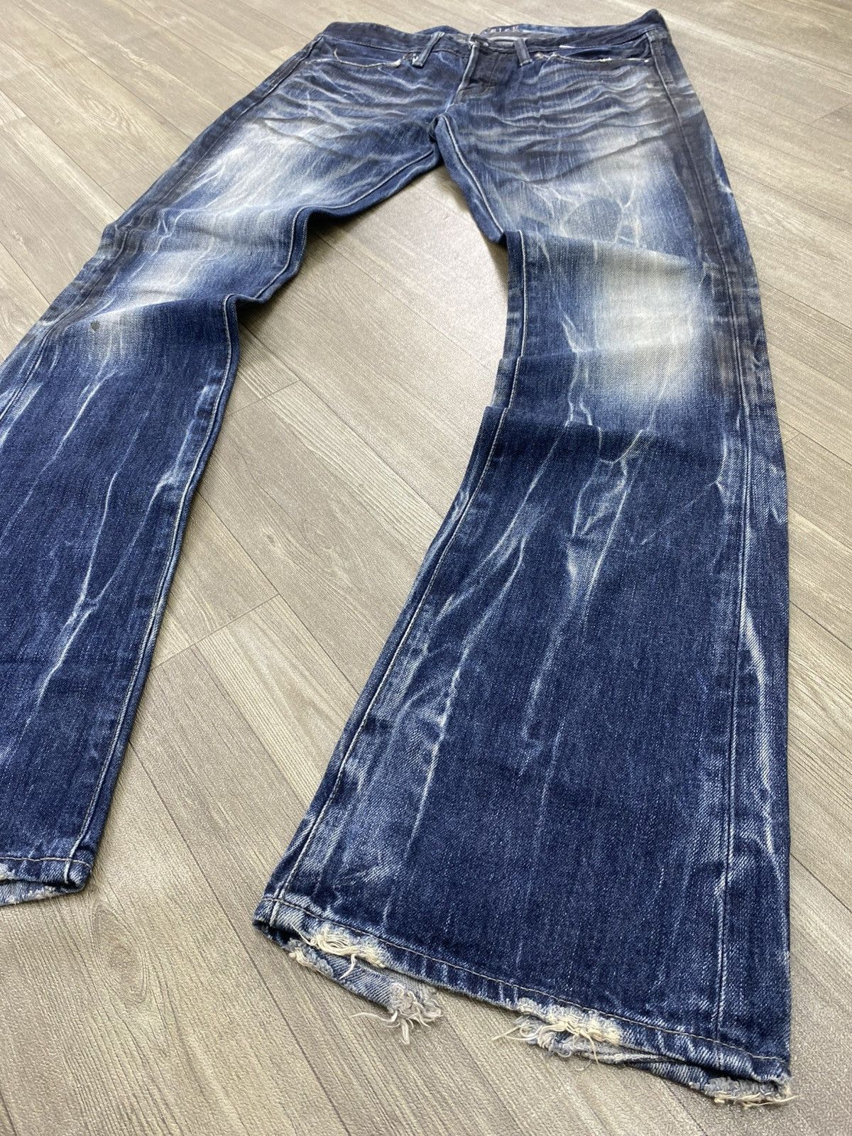 If Six Was Nine 2000s Fuga Cavarize Clawmarks Distressed Faded Flared Jeans Size US 32 / EU 48 - 3 Thumbnail