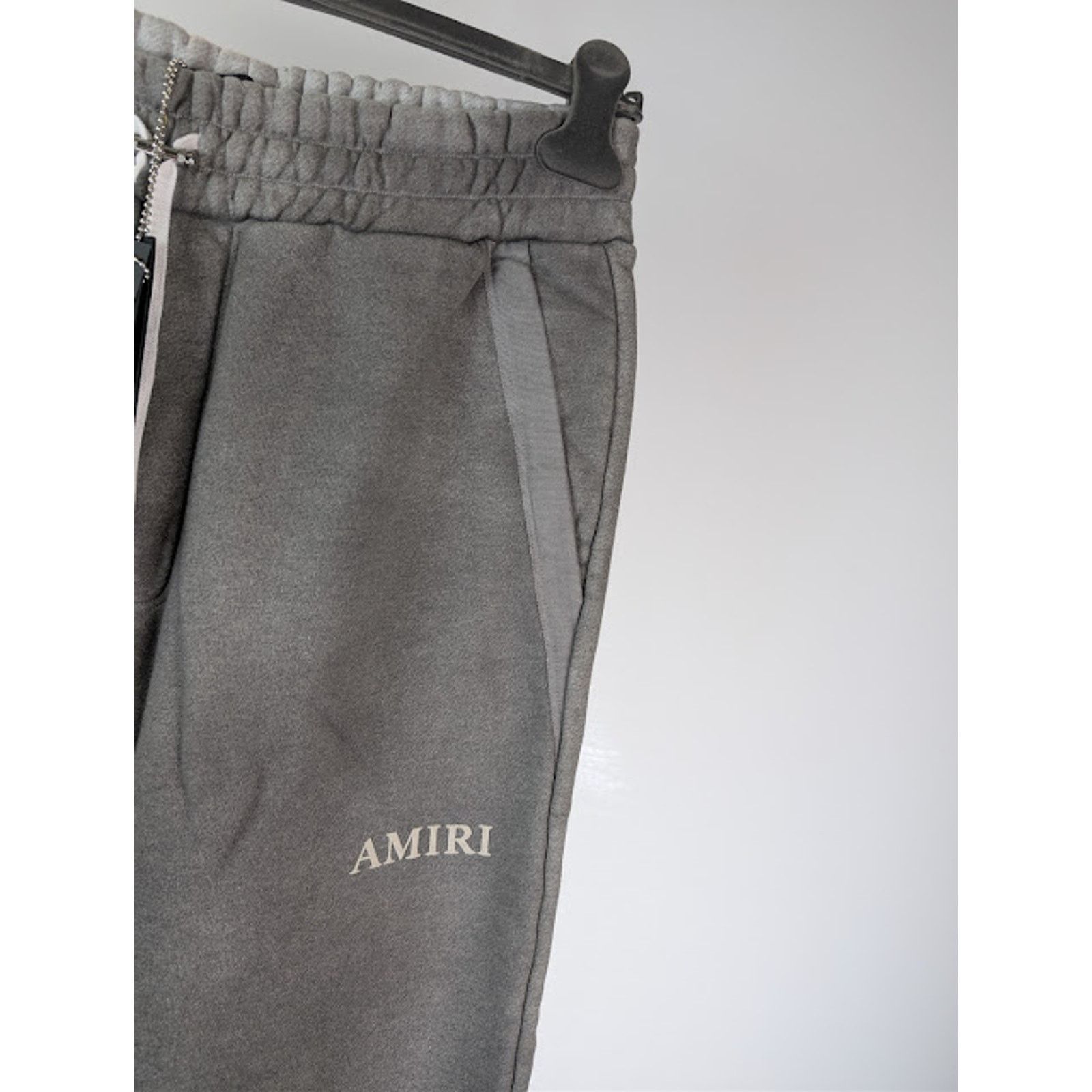 Amiri o1rshd1 Aged Puff Logo Sweatpants in Grey Size US 30 / EU 46 - 5 Thumbnail