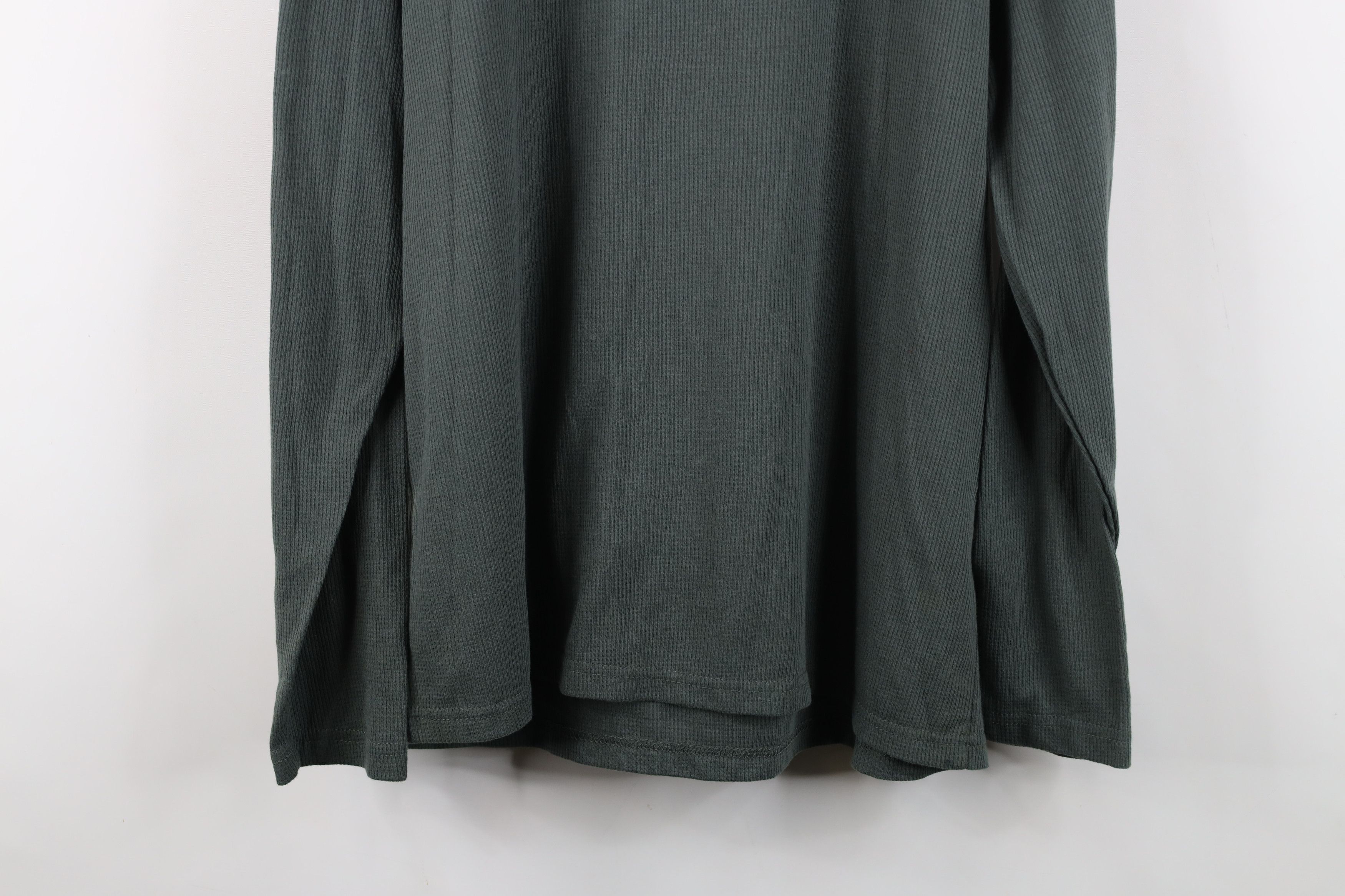 Vintage Vintage 90s Streetwear Waffle Knit Long Sleeve T-Shirt Size US L / EU 52-54 / 3 - 12 Thumbnail
