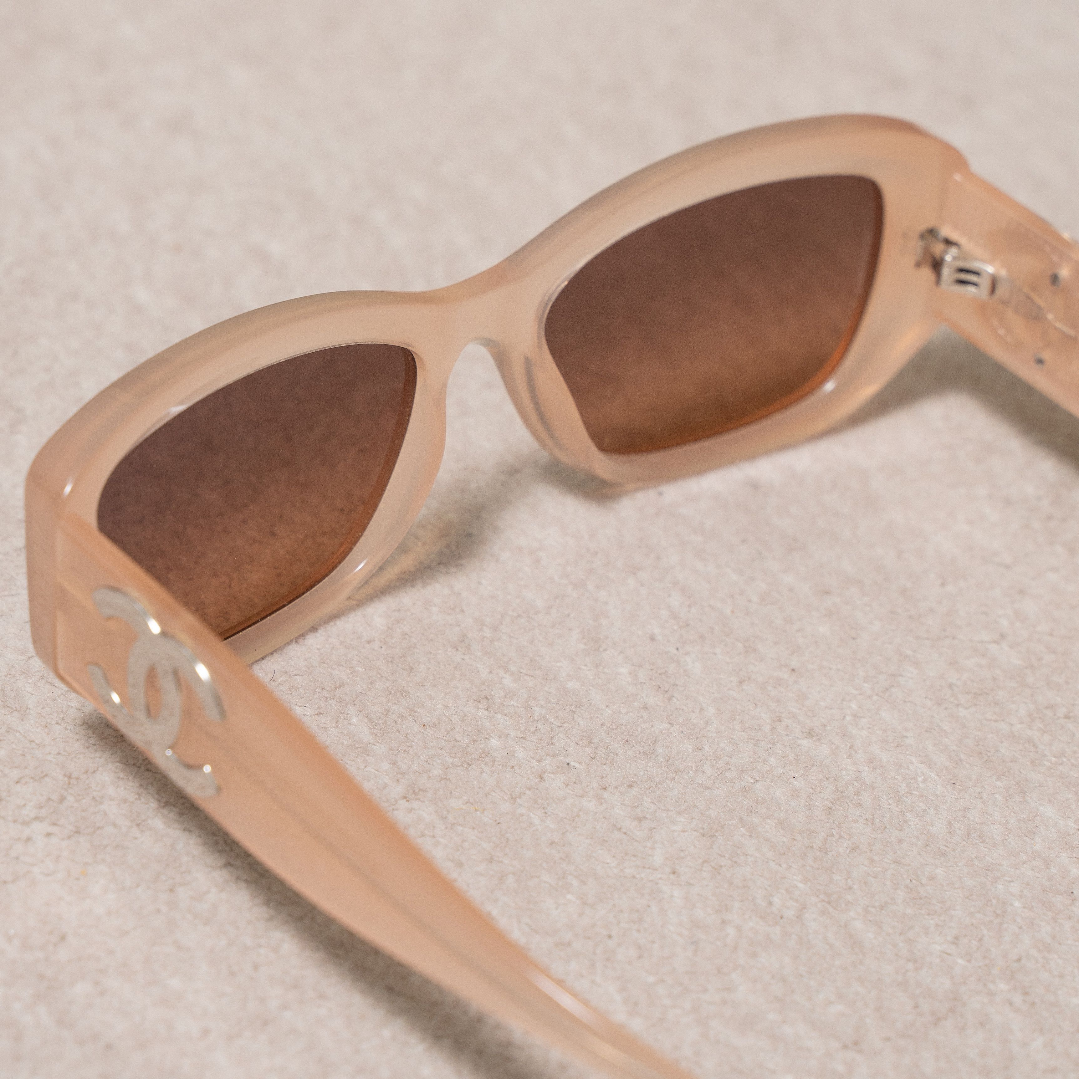 Chanel CHANEL 0CH5493_173218 Sunglasses CORAL Size ONE SIZE - 5 Thumbnail