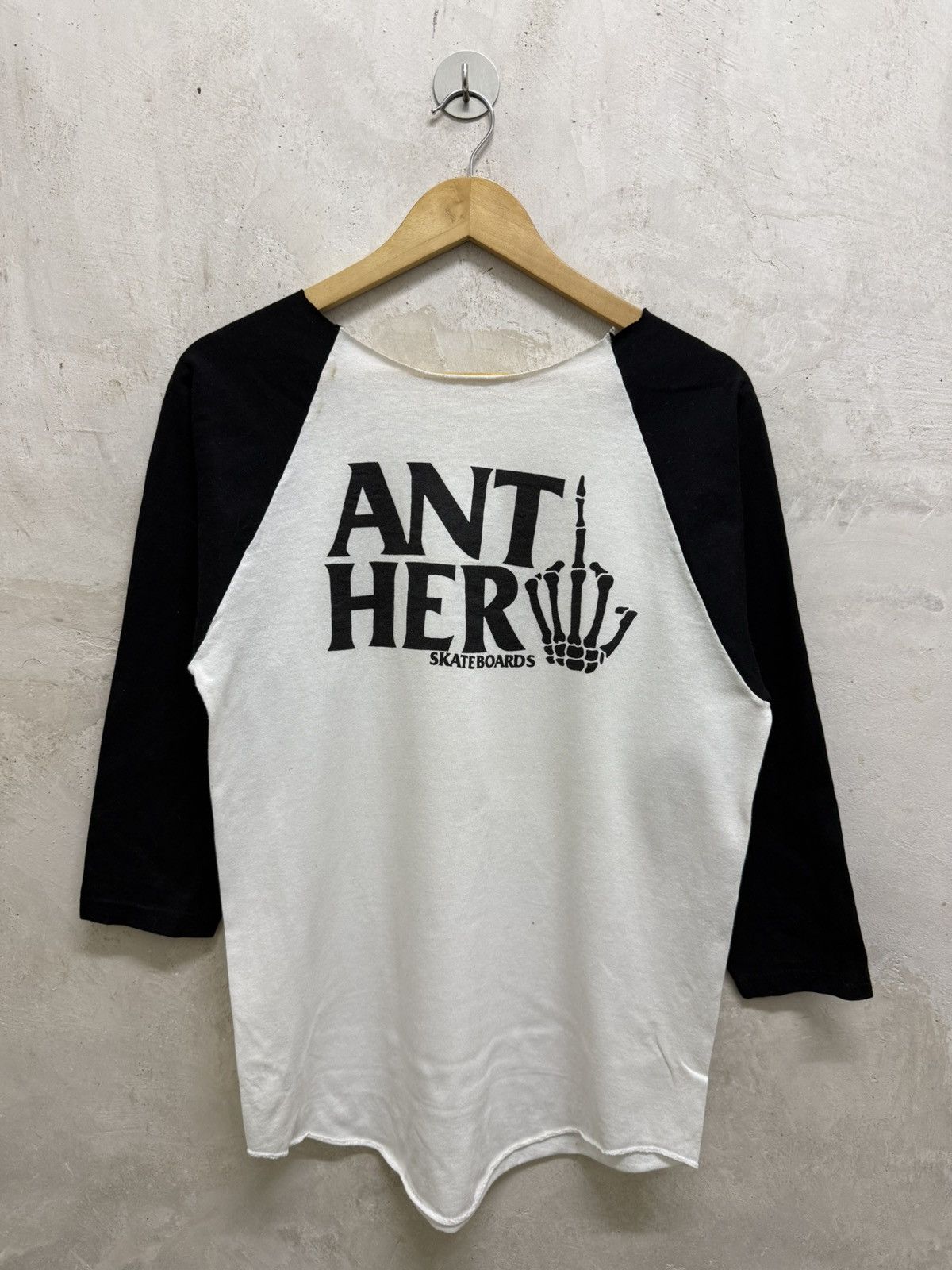 Antihero Distressed Anti Hero Spell Out 1/4 Sleeve Size US M / EU 48-50 / 2 - 1 Thumbnail