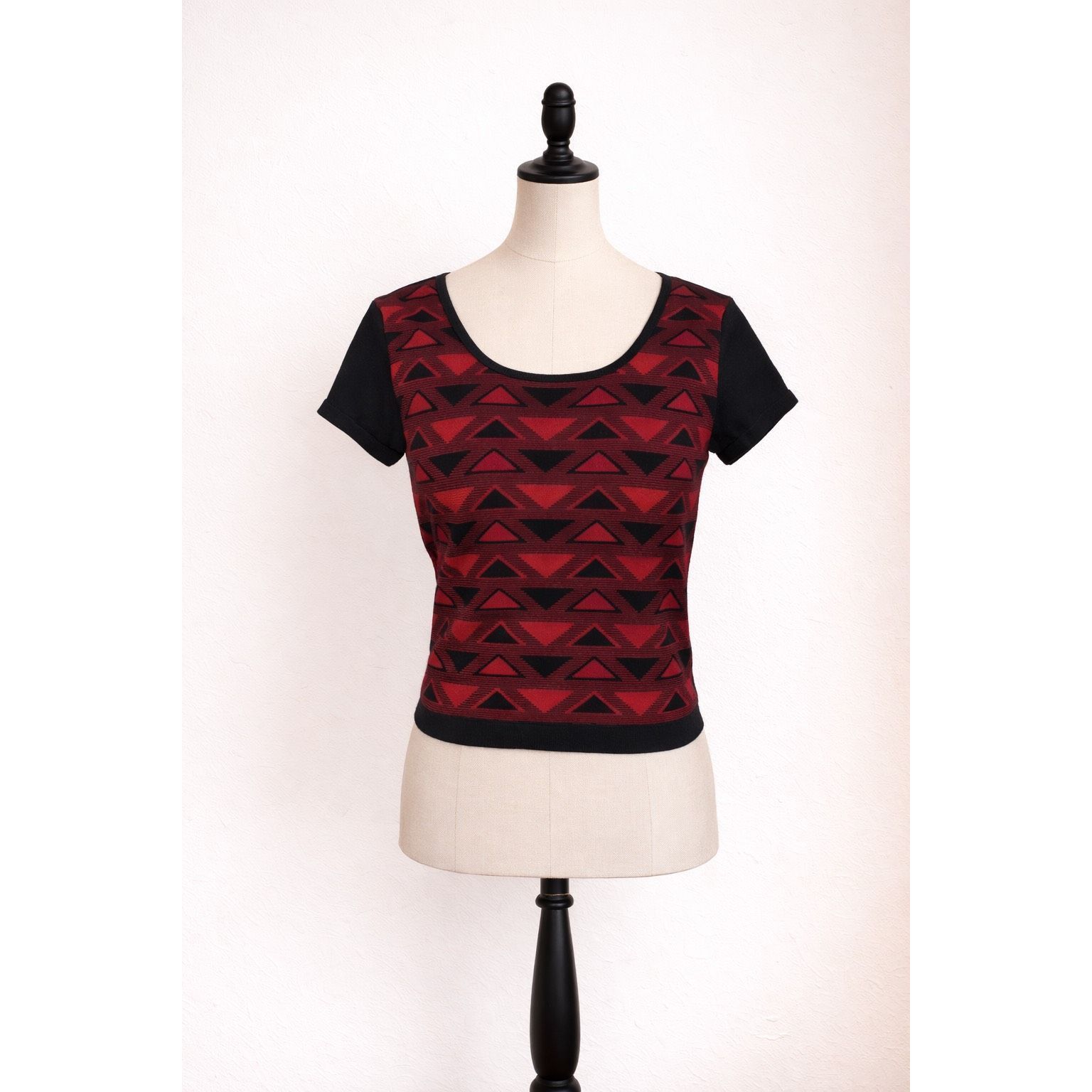 Other t/o Sweaters Red & Black Geometric Knit Top | Size M Size M / US 6-8 / IT 42-44 - 1 Thumbnail